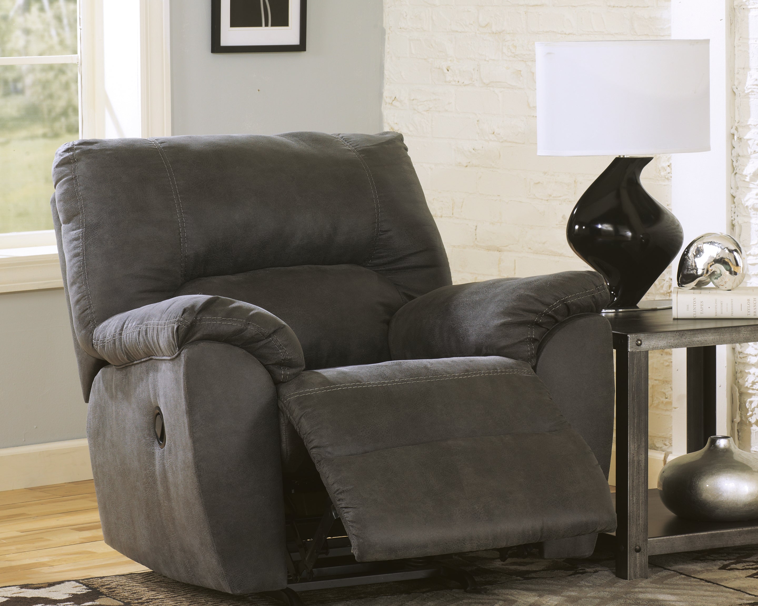 Best Deals Furniture - Ashley Furniture - Tambo Recliner - Rocker Recliner - 2780125