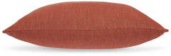 Thaneville Pillow