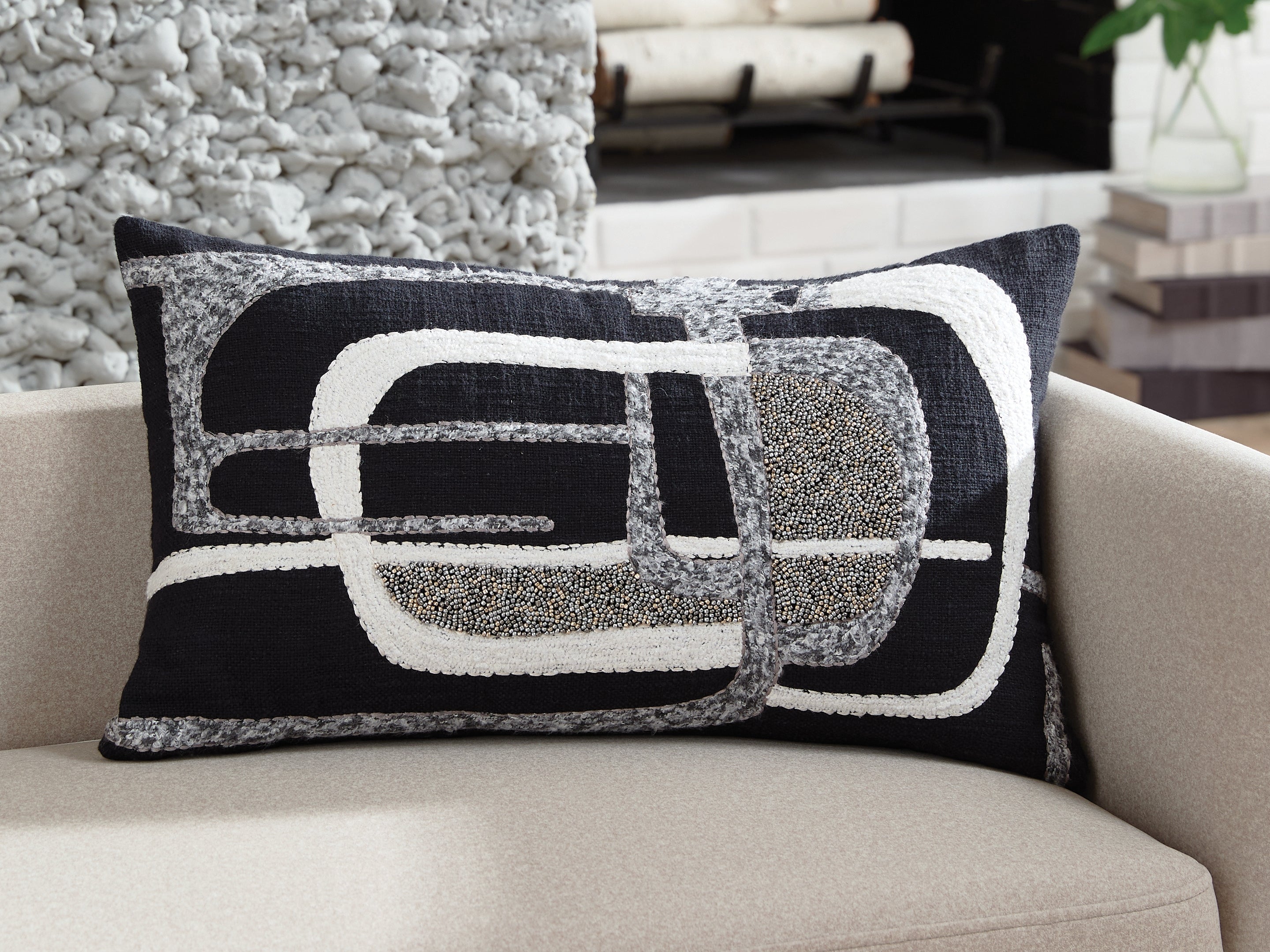 Best Deals Furniture - Ashley Furniture - Gavrileigh Pillow (Set of 4) - Pillow (4/CS) - A1001113
