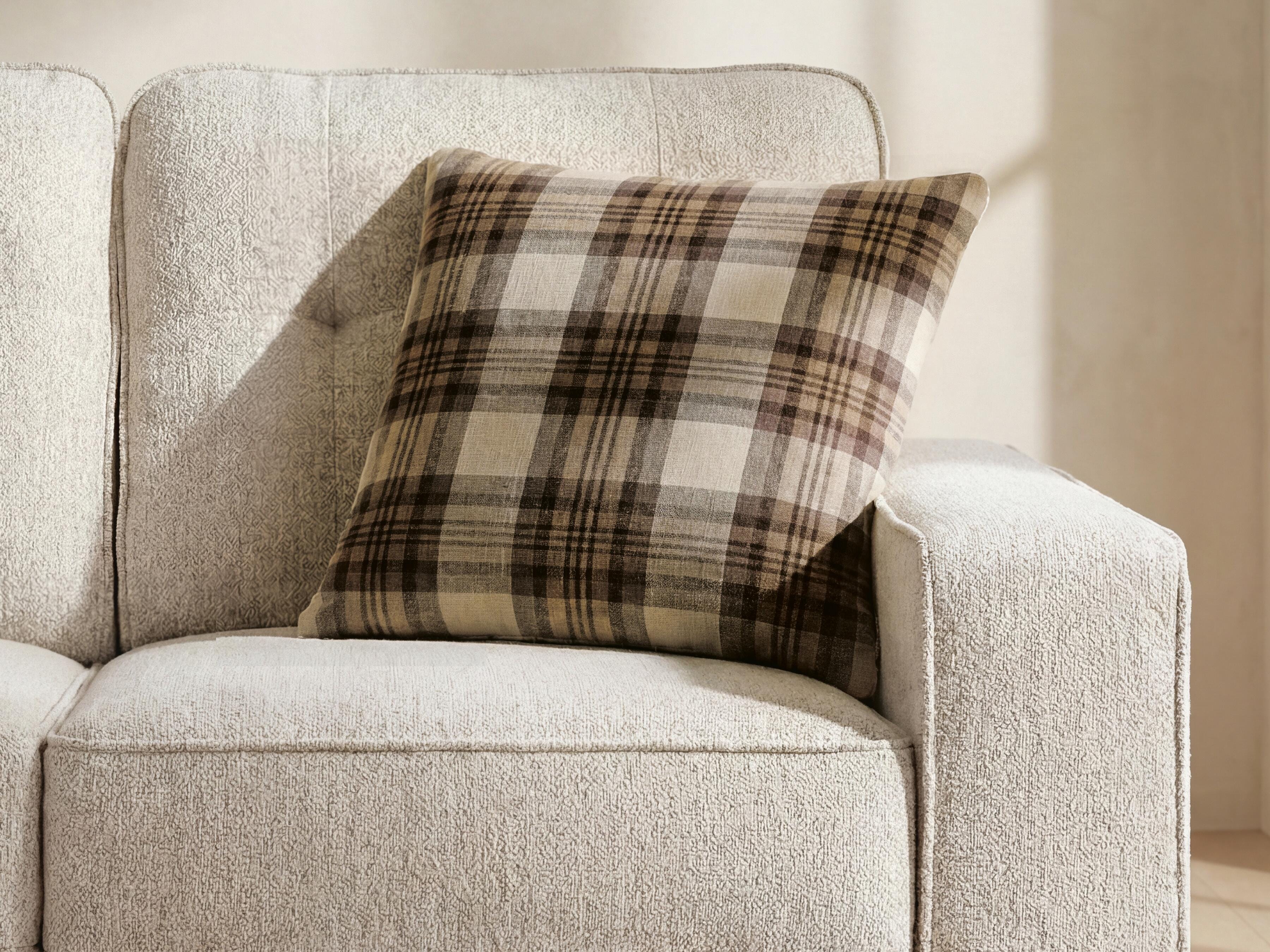 Best Deals Furniture - Ashley Furniture - Varnburg Pillow (Set of 4) - Pillow (4/CS) - A1001182