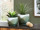 Best Deals Furniture - Ashley Furniture - Ardenridge Planter (Set of 2) - Planter Set (Set of 2) - A2000579