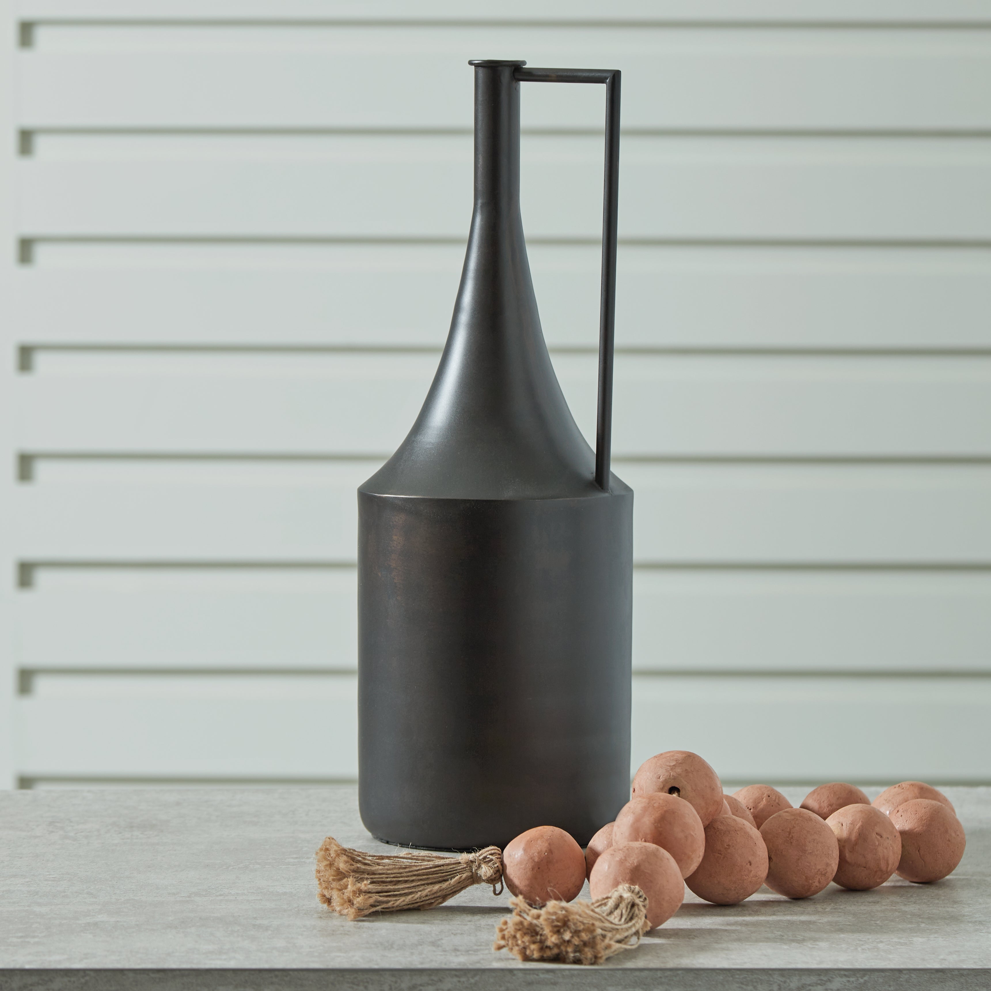 Best Deals Furniture - Ashley Furniture - Zainforth Vase - Vase - A2000695