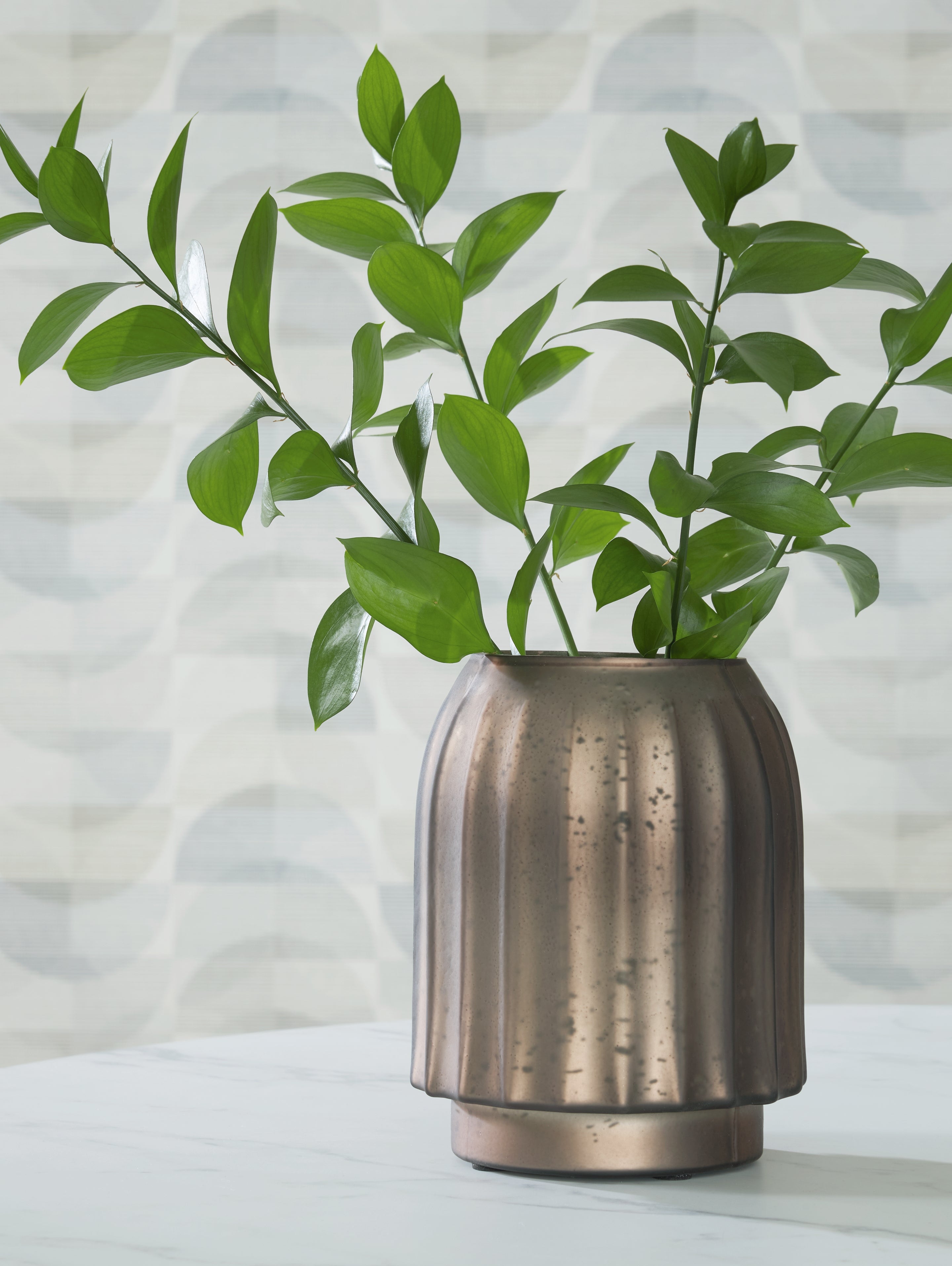 Best Deals Furniture - Ashley Furniture - Briarcott Vase - Vase - A2000703