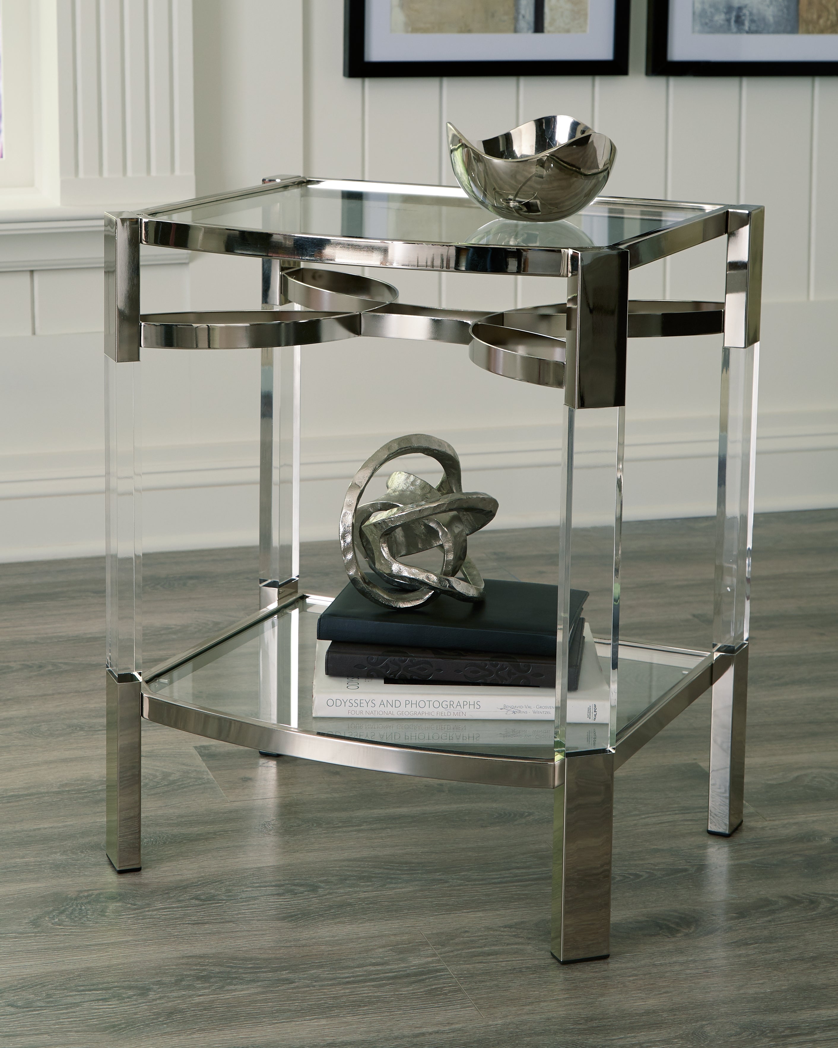 Best Deals Furniture - Ashley Furniture - Chaseton Accent Table - Accent Table - A4000334