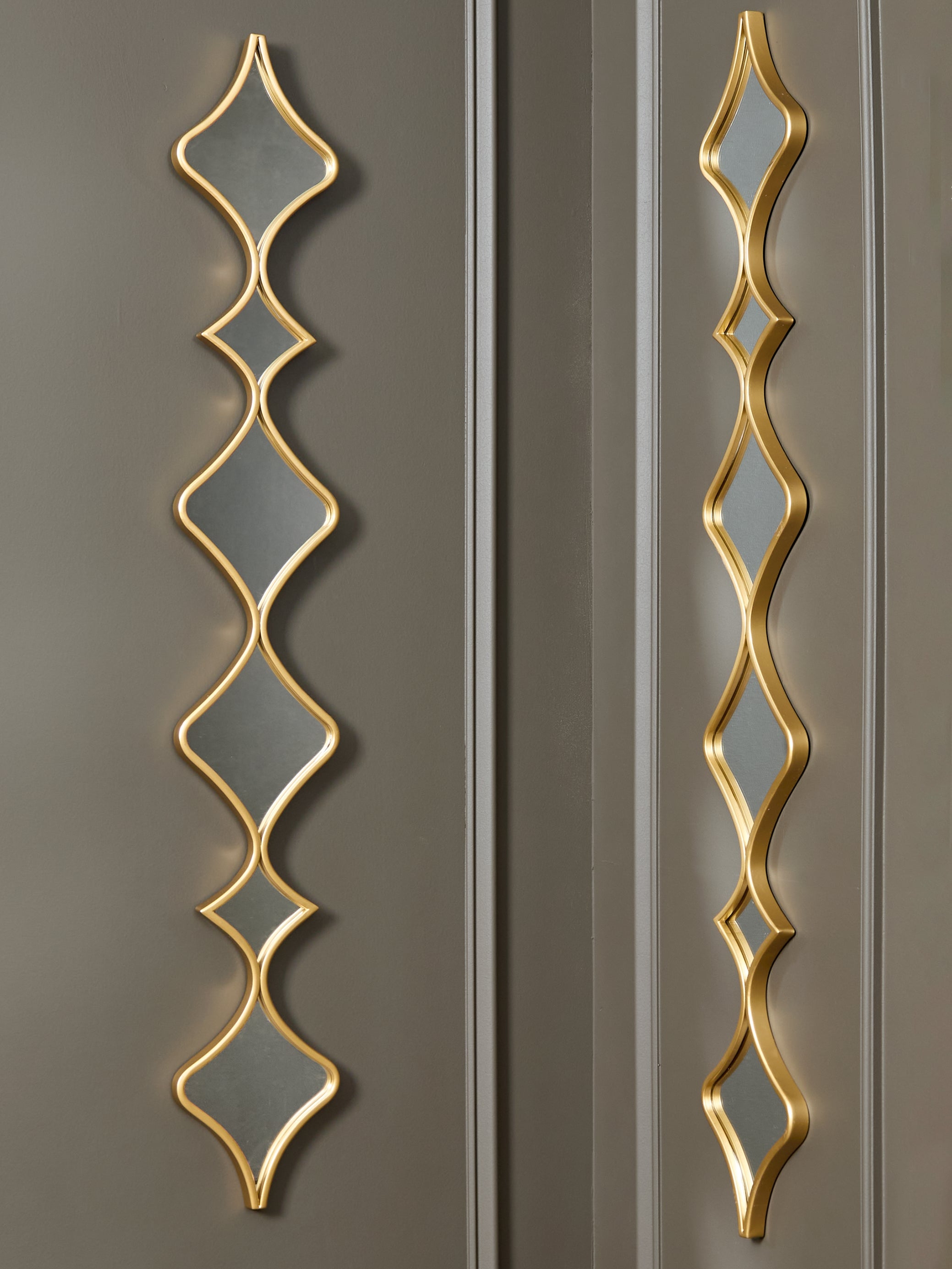 Best Deals Furniture - Ashley Furniture - Harriswood Accent Mirror Set (Set of 2) - Accent Mirror Set (Set of 2) - A8010354