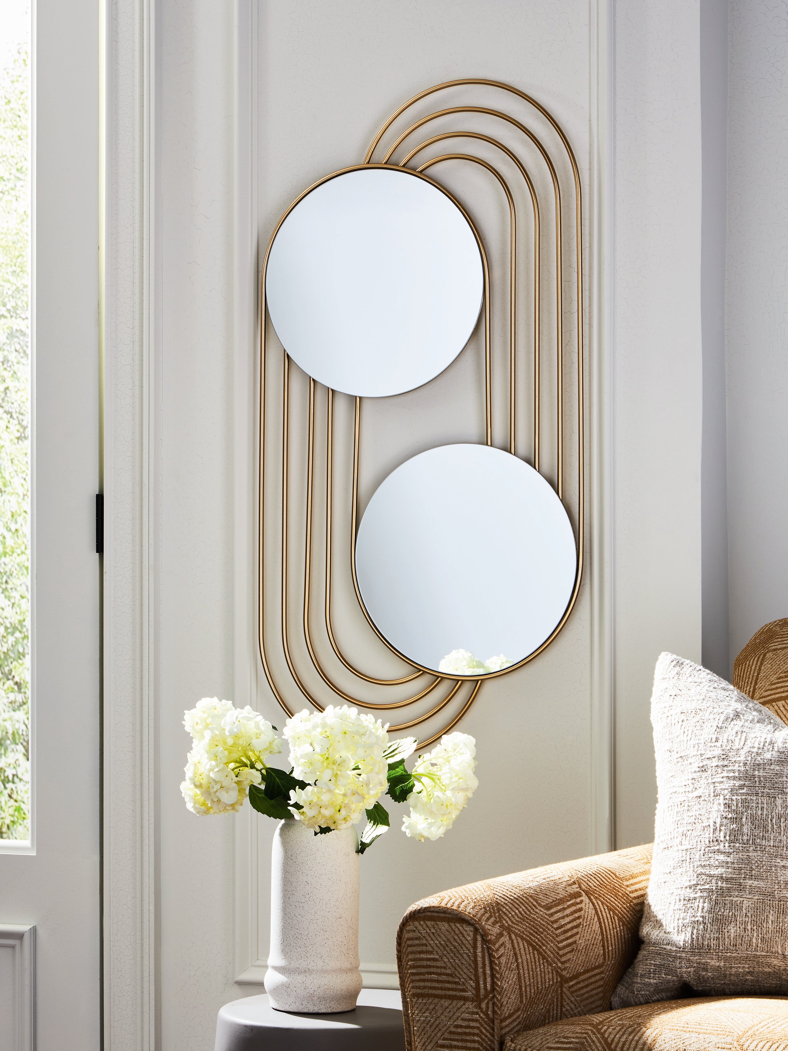 Best Deals Furniture - Ashley Furniture - Warrenley Accent Mirror - Accent Mirror - A8010401