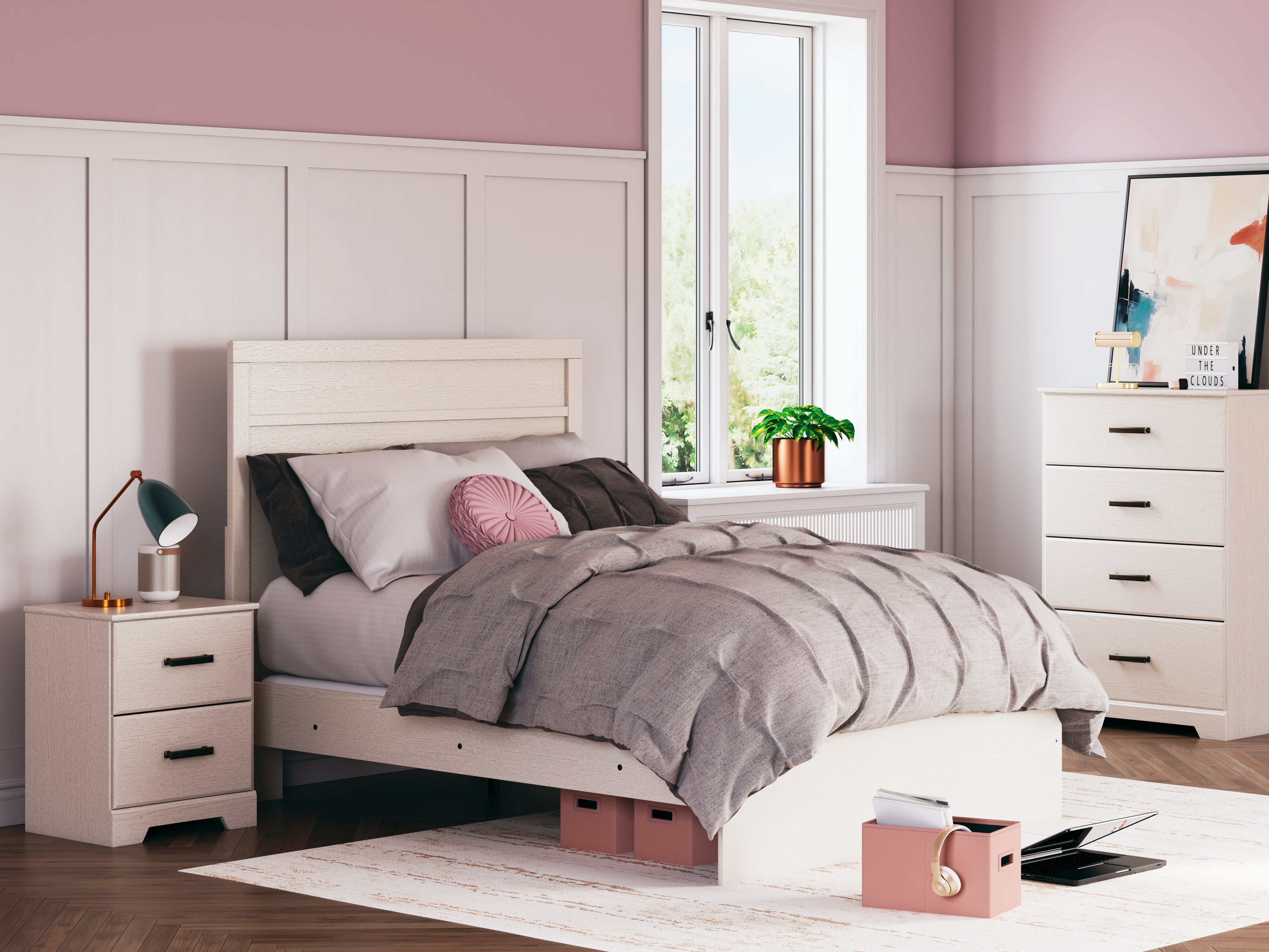 Best Deals Furniture - Ashley Furniture - Stelsie Full Panel Bed - Full Panel Bed - B2588B4