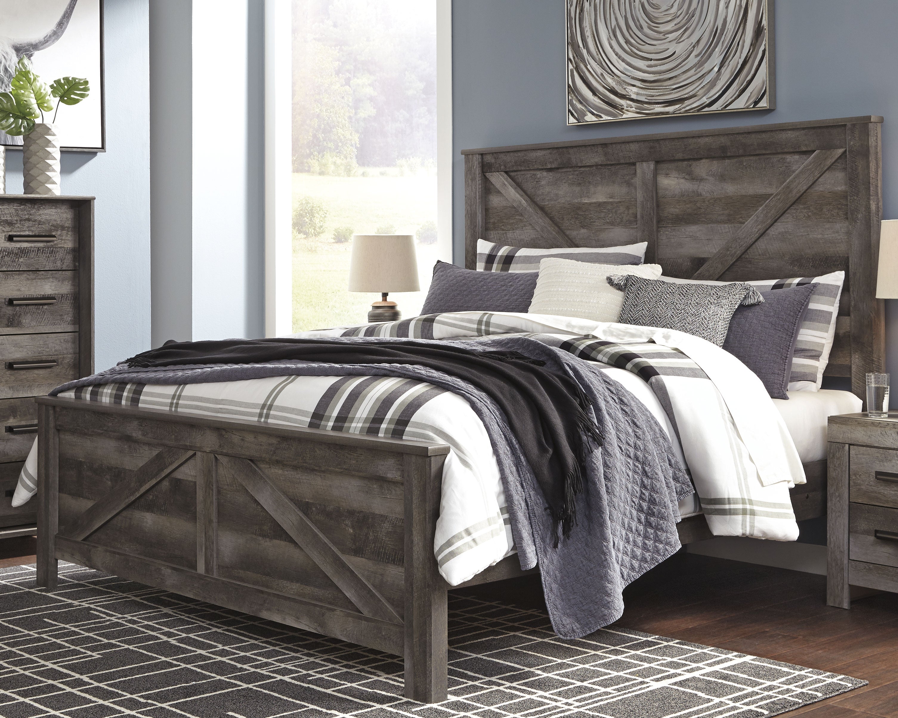 Best Deals Furniture - Ashley Furniture - Wynnlow King Crossbuck Panel Bed - King Crossbuck Panel Bed - B440B11