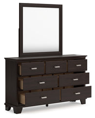Covetown California King Panel Bed, Dresser and Mirror