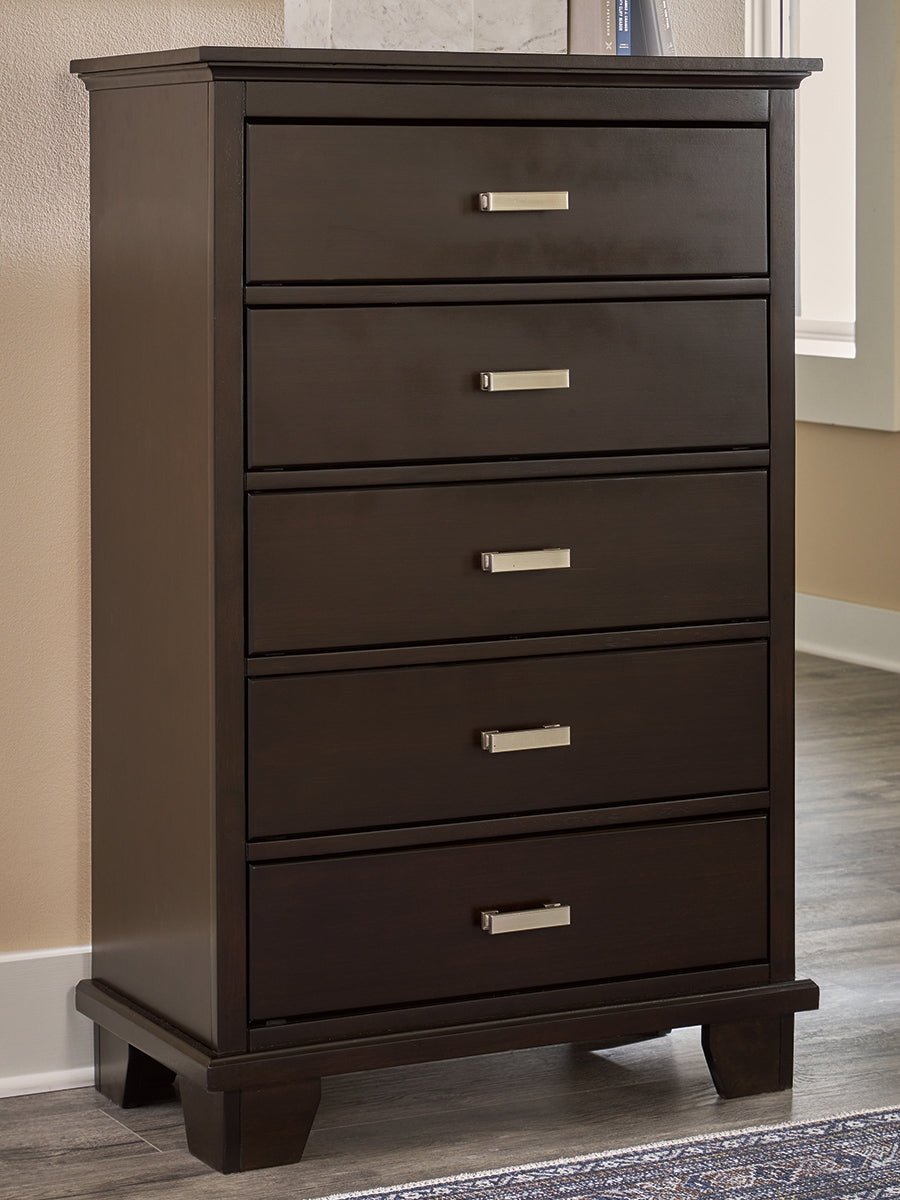 Best Deals Furniture - Ashley Furniture - Covetown Chest of Drawers - Five Drawer Chest - B441-46
