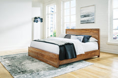 Best Deals Furniture - Ashley Furniture - Dressonni California King Panel Bed - California King Panel Bed - B790B5