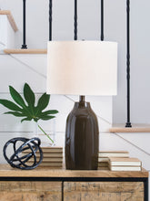Best Deals Furniture - Ashley Furniture - Jyler Table Lamp - Terracotta Table Lamp (1/CN) - L100904