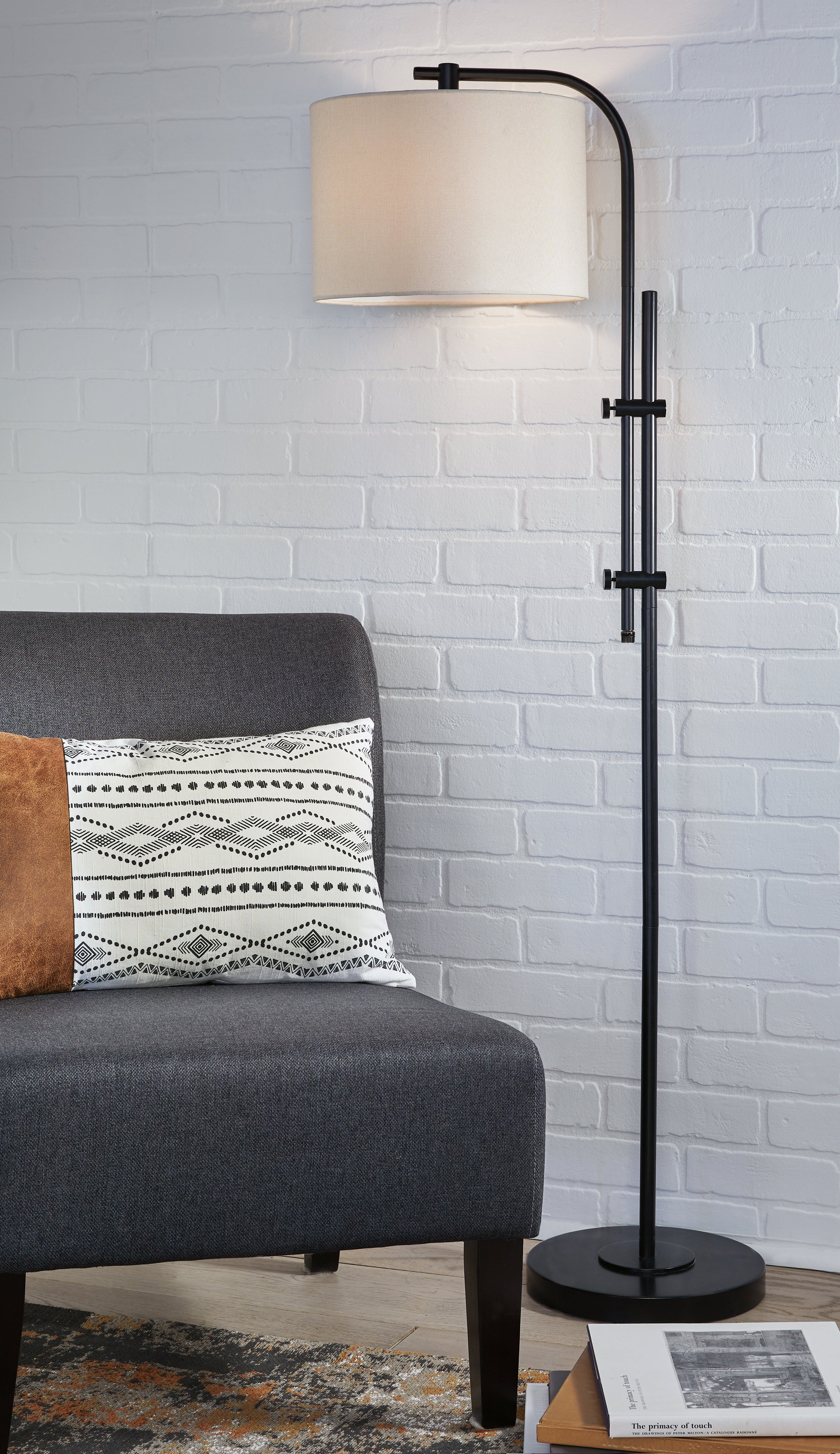 Best Deals Furniture - Ashley Furniture - Baronvale Floor Lamp - Metal Floor Lamp (1/CN) - L206041