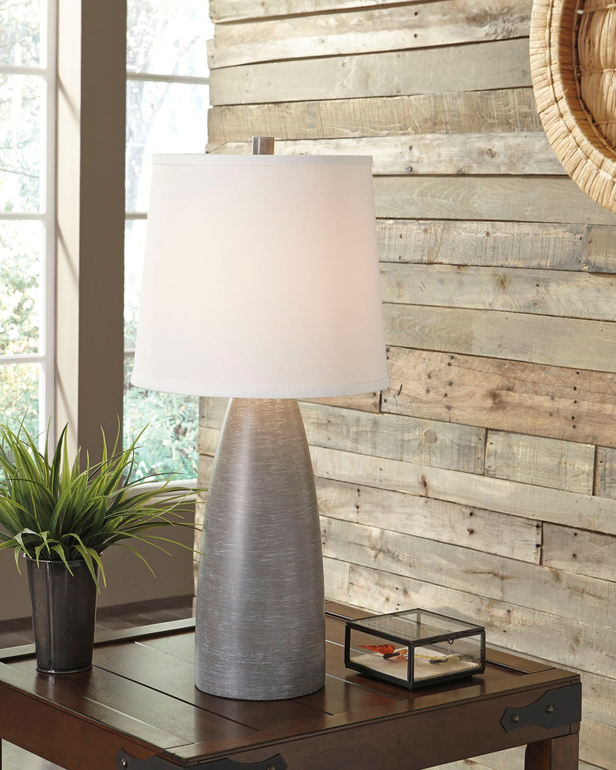 Best Deals Furniture - Ashley Furniture - Shavontae Table Lamp (Set of 2) - Poly Table Lamp (Set of 2) - L243004