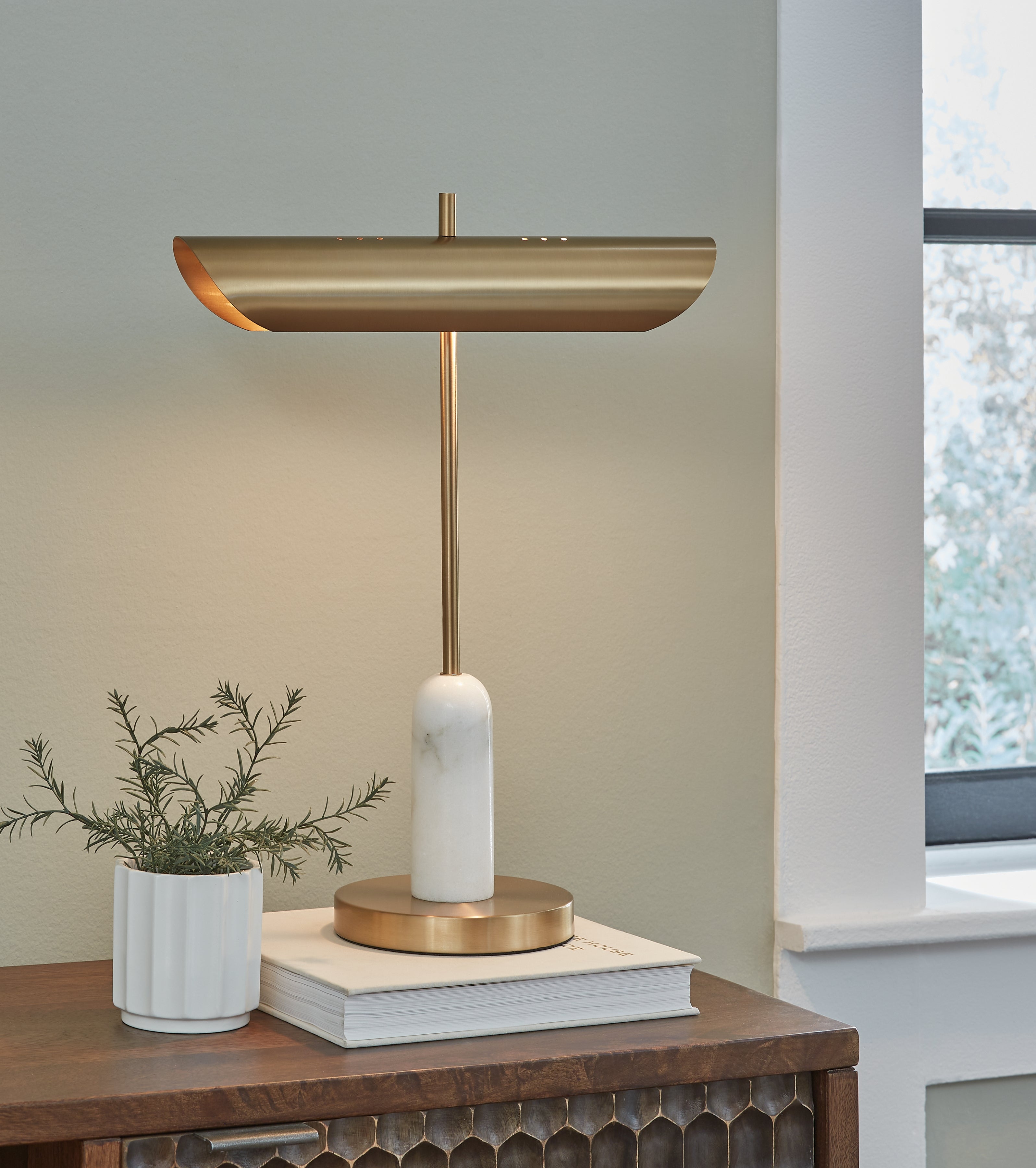Best Deals Furniture - Ashley Furniture - Rowleigh Desk Lamp - Marble Desk Lamp (1/CN) - L734392