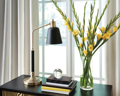 Clairwell Desk Lamp