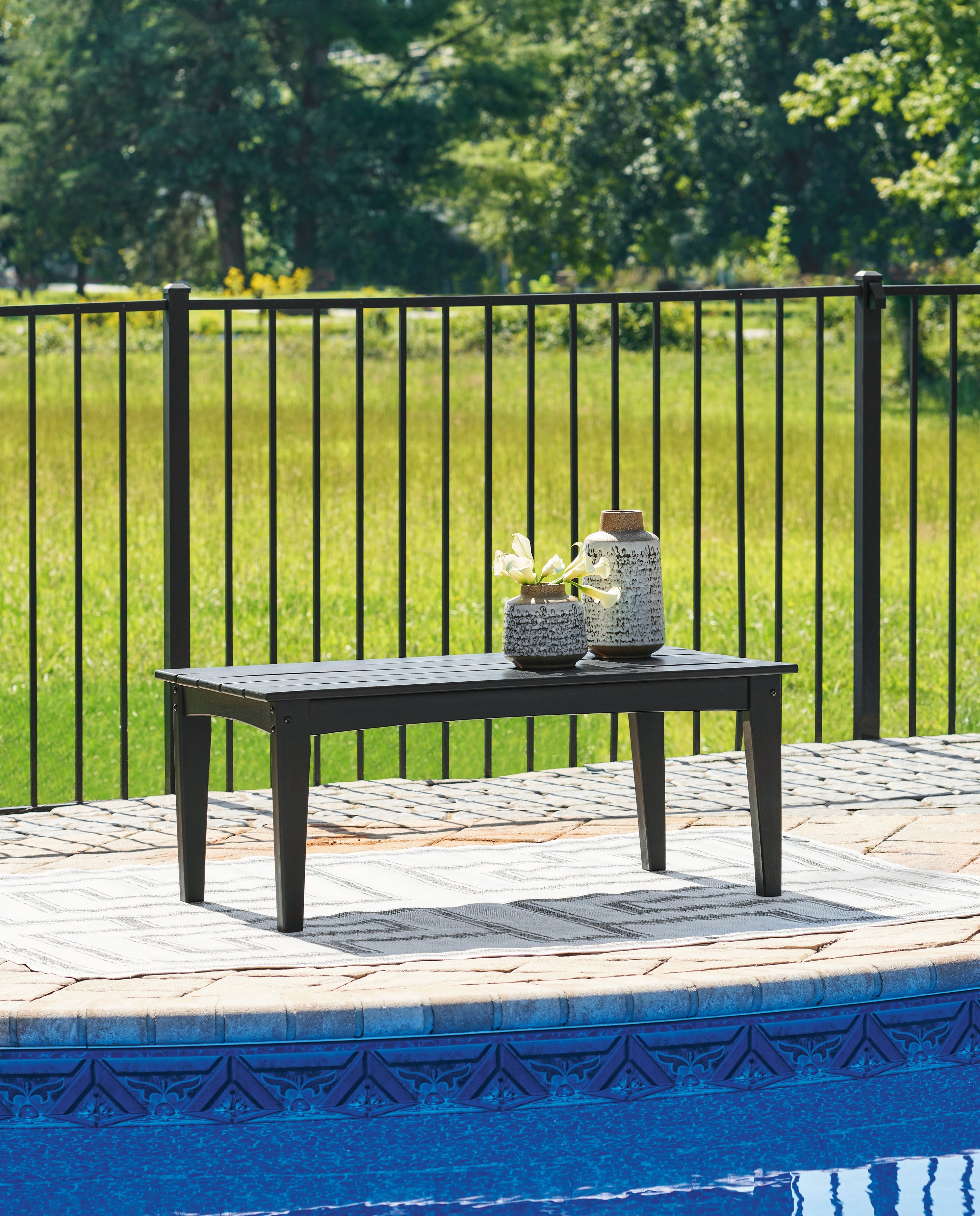Best Deals Furniture - Ashley Furniture - Hyland Wave Outdoor Coffee Table - Rectangular Cocktail Table - P108-701