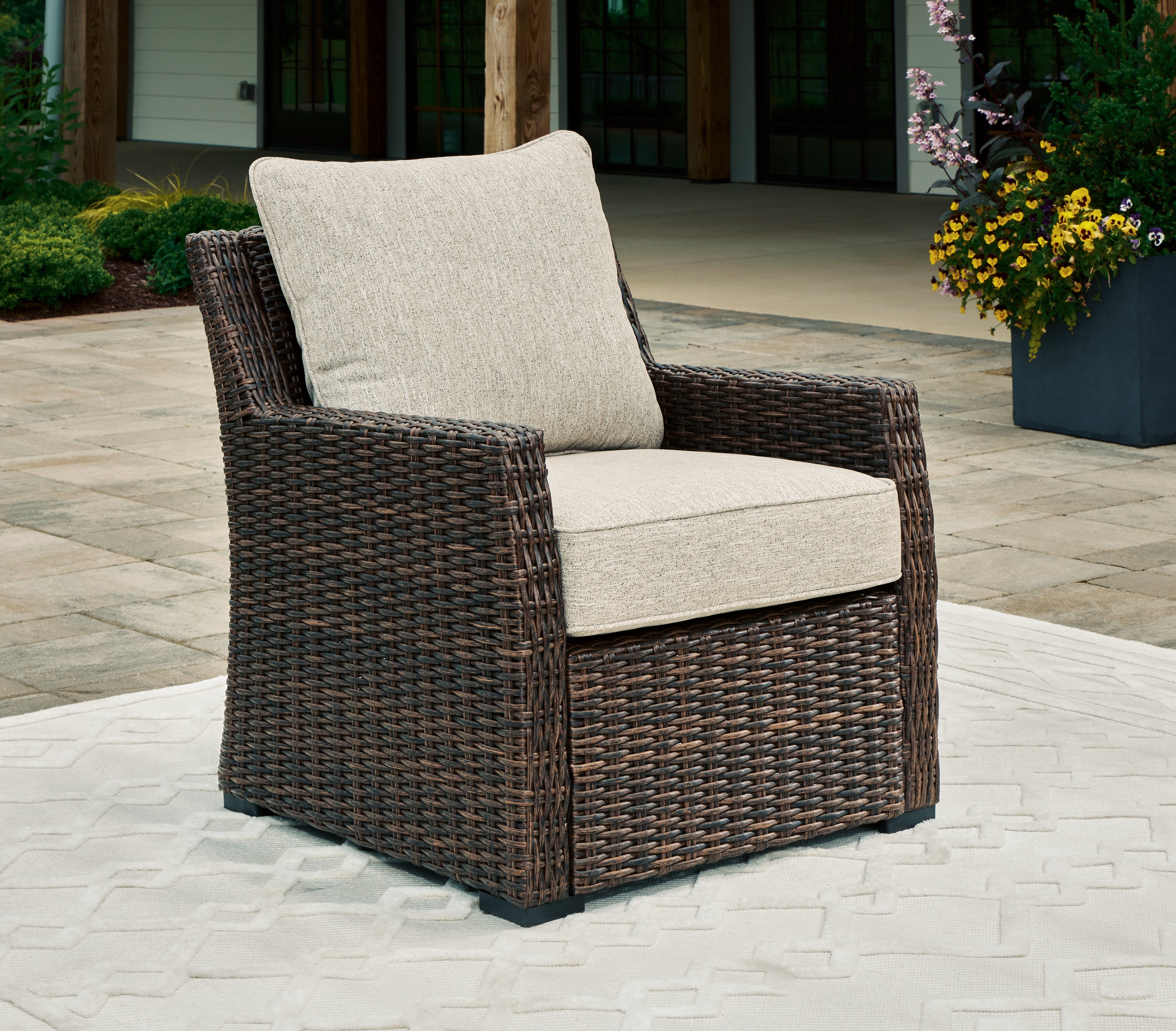 Best Deals Furniture - Ashley Furniture - Brook Ranch Outdoor Lounge Chair with Cushion - Lounge Chair w/Cushion (1/CN) - P465-820
