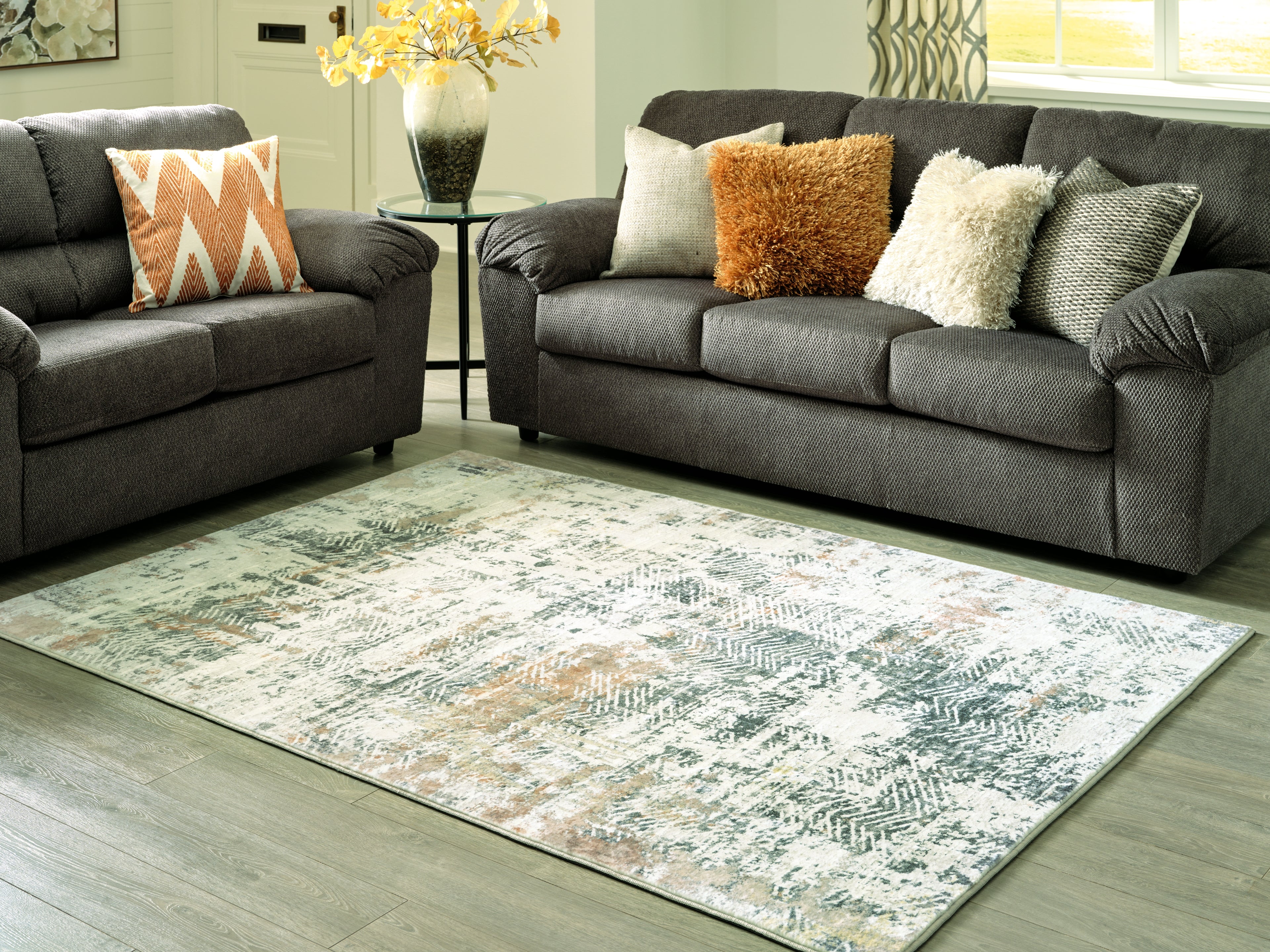 Best Deals Furniture - Ashley Furniture - Redlings 7'5" x 9'6" Rug - 7'5" x 9'6" Rug - R405451