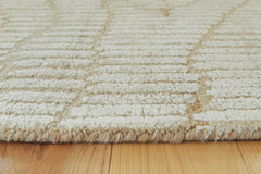 Jaseena 5' x 7' Area Rug