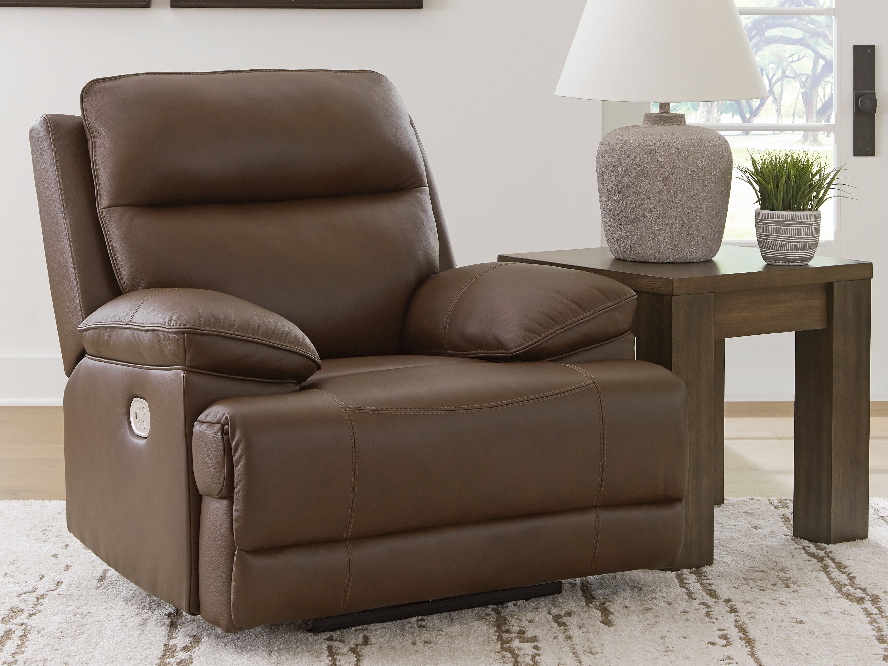 Best Deals Furniture - Ashley Furniture - VonRyan Power Recliner - PWR Recliner/ADJ Headrest - U1040013