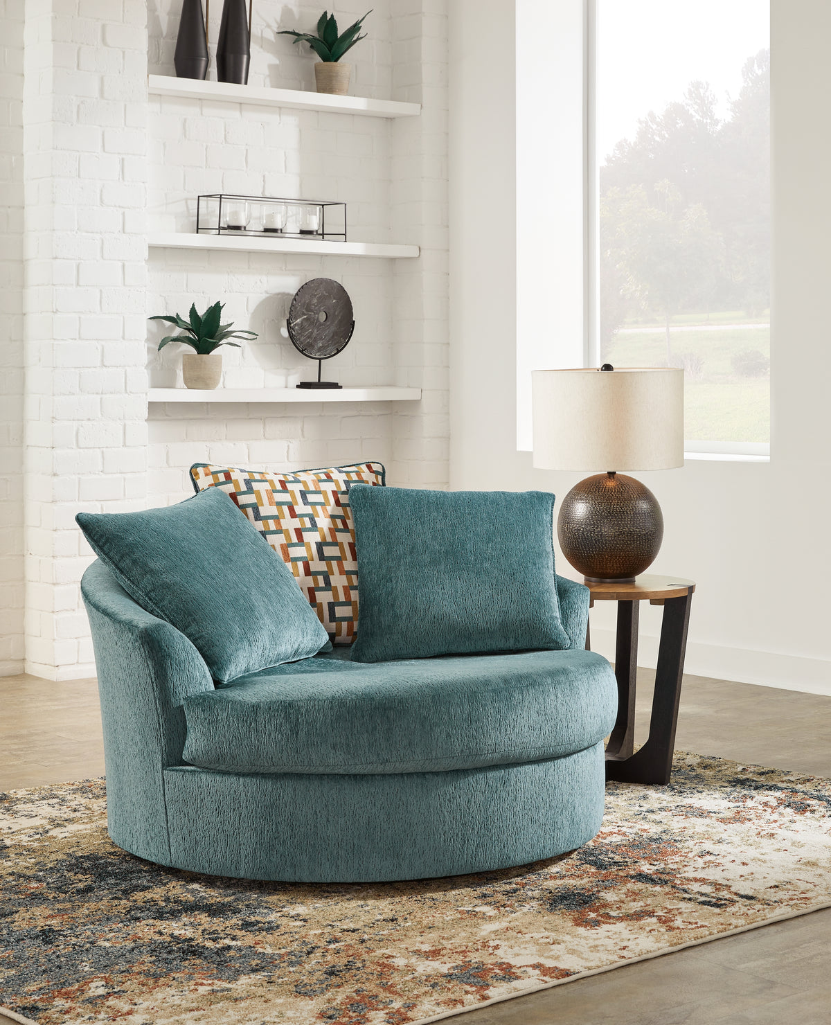 Best Deals Furniture - Ashley Furniture - Laylabrook Oversized Swivel Accent Chair - Oversized Swivel Accent Chair / Teal - 9220621