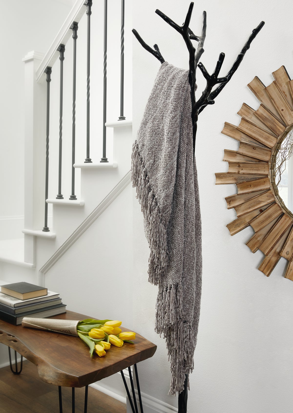 Best Deals Furniture - Ashley Furniture - Tamish Throw (Set of 3) - Throw (3/CS) / Gray - A1001026