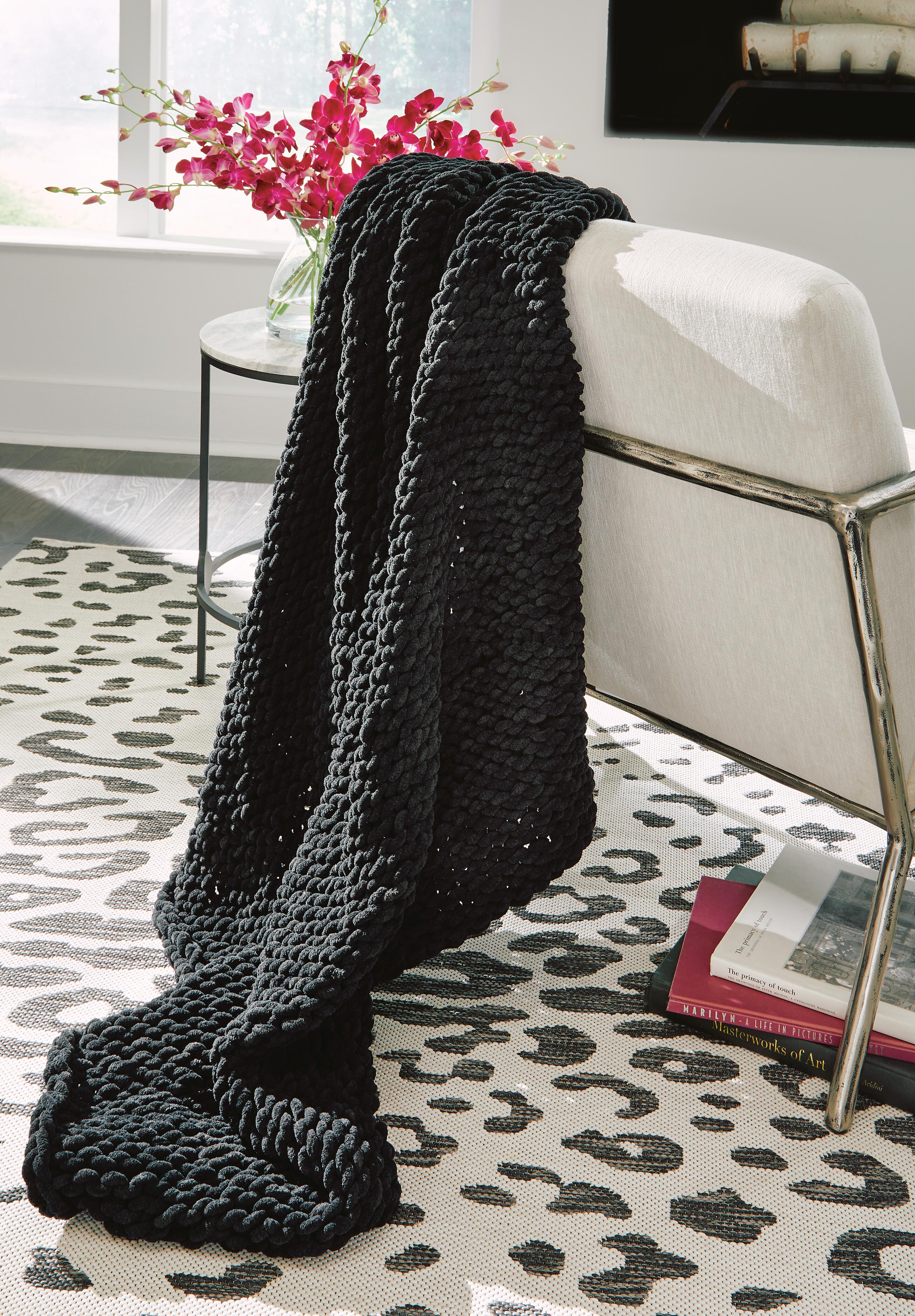 Best Deals Furniture - Ashley Furniture - Chaddon Throw - Throw - A1001061T