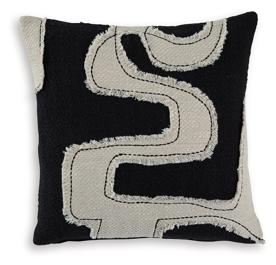 Veerbank Pillow (Set of 4)