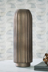 Best Deals Furniture - Ashley Furniture - Briarcott Vase - Vase / Brown - A2000705