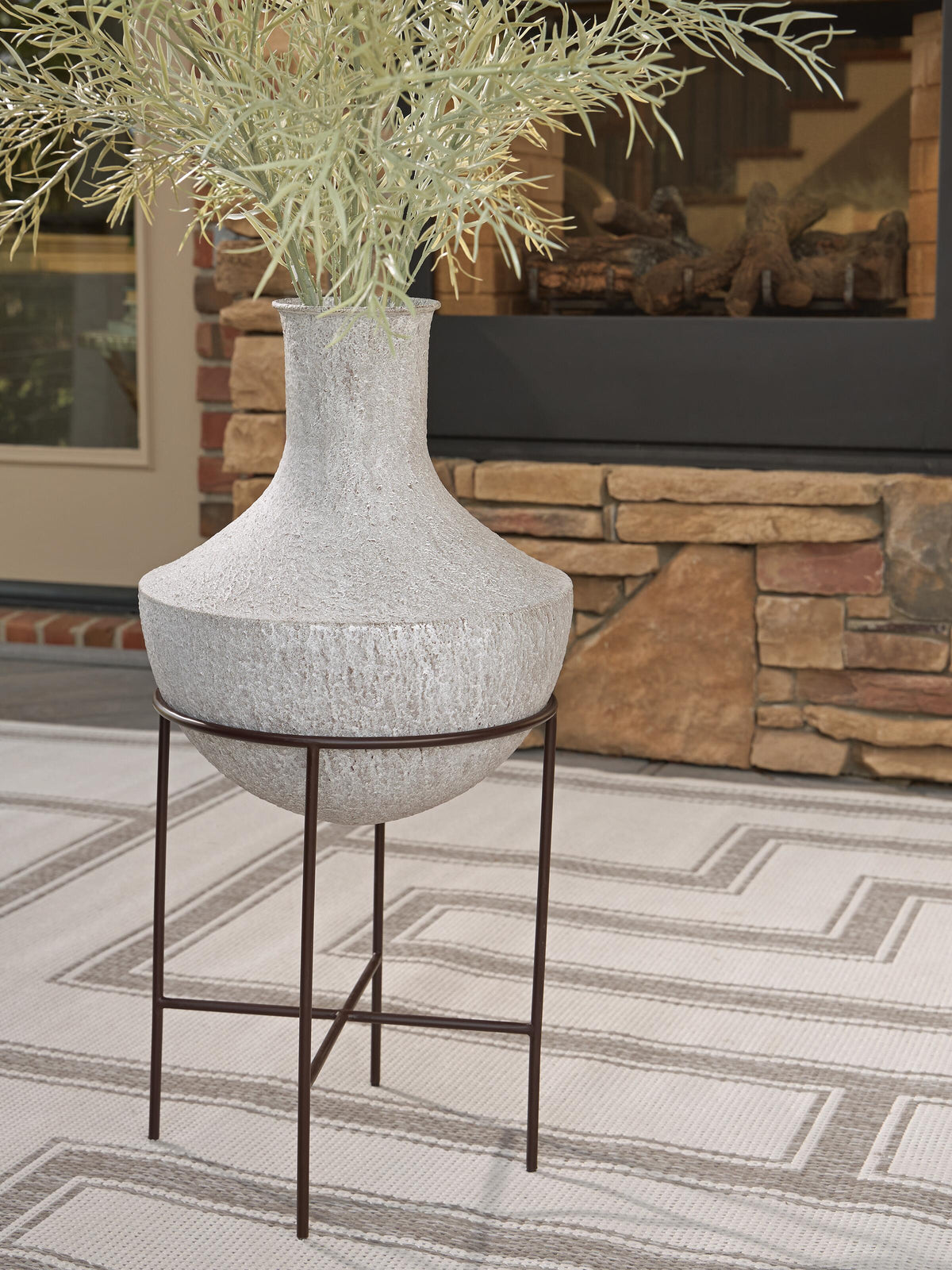 Best Deals Furniture - Ashley Furniture - Estonbank Vase - Vase - A2000747