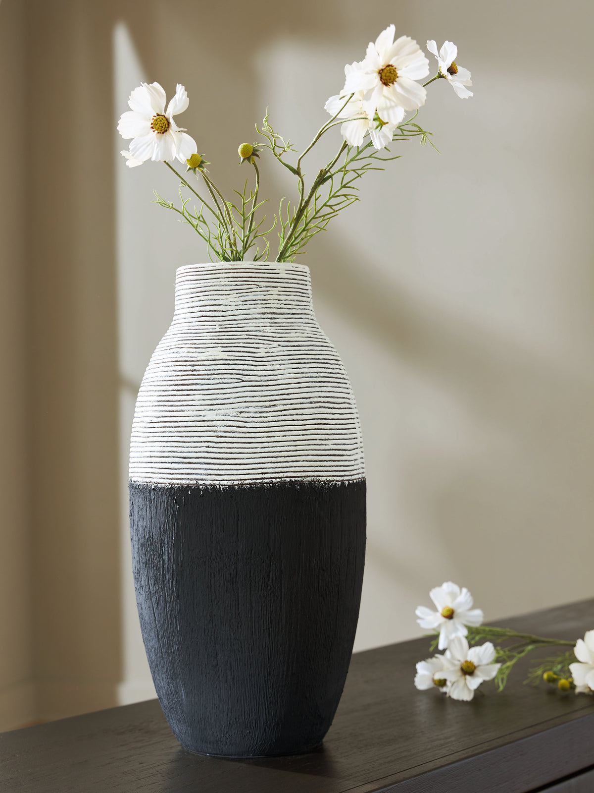 Best Deals Furniture - Ashley Furniture - Girtha Vase - Vase - A2000877