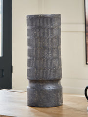 Best Deals Furniture - Ashley Furniture - Beninworth Vase - Vase - A2000879