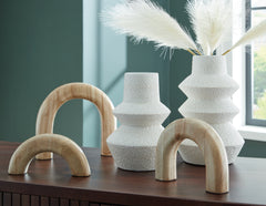 Best Deals Furniture - Ashley Furniture - Maddwarth Accessory Set (Set of 5) - Accessory Set (5/CN) / White/Natural Brown - A2C00214