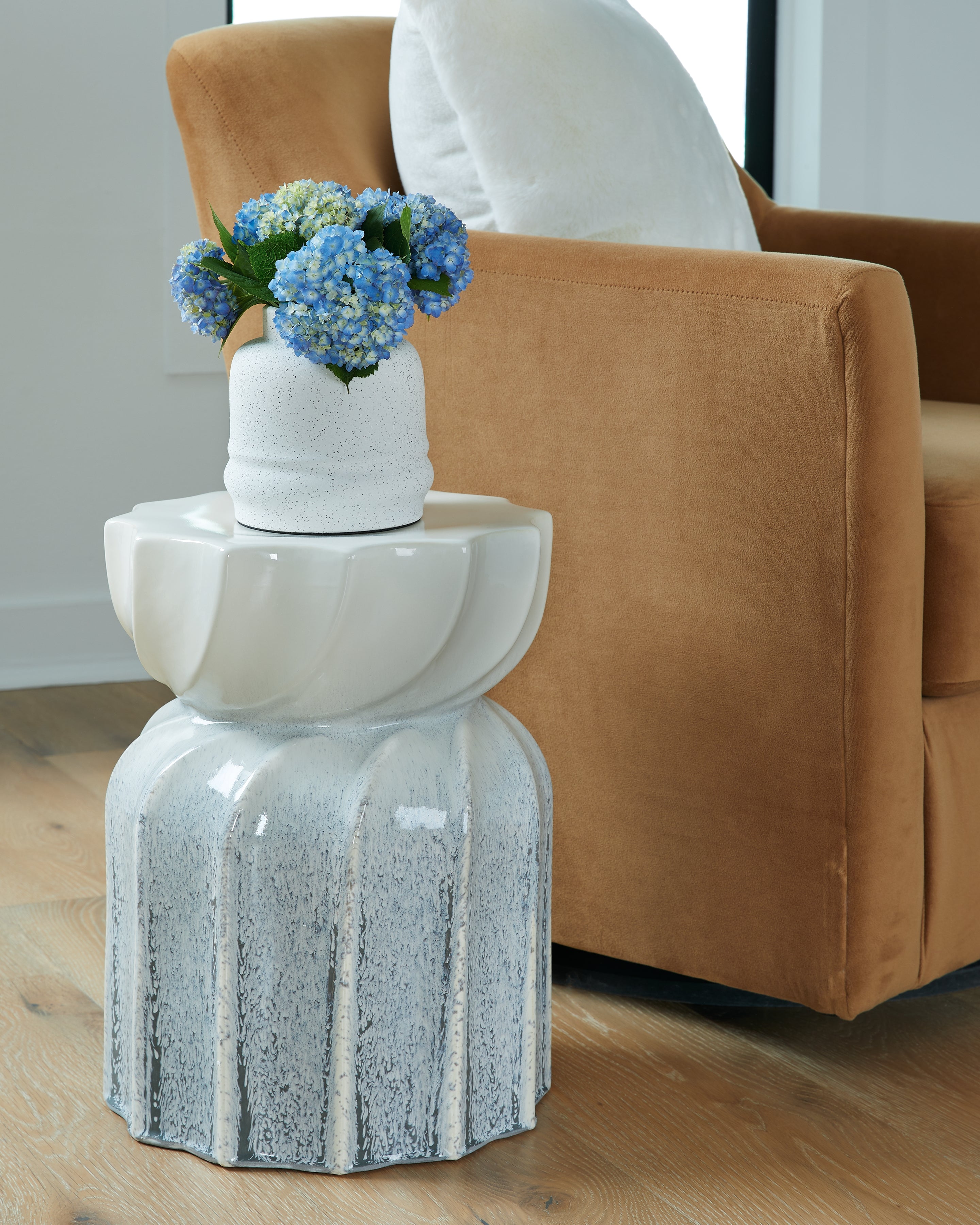 Best Deals Furniture - Ashley Furniture - Michamere Stool - Stool / Gray/Taupe - A3000619