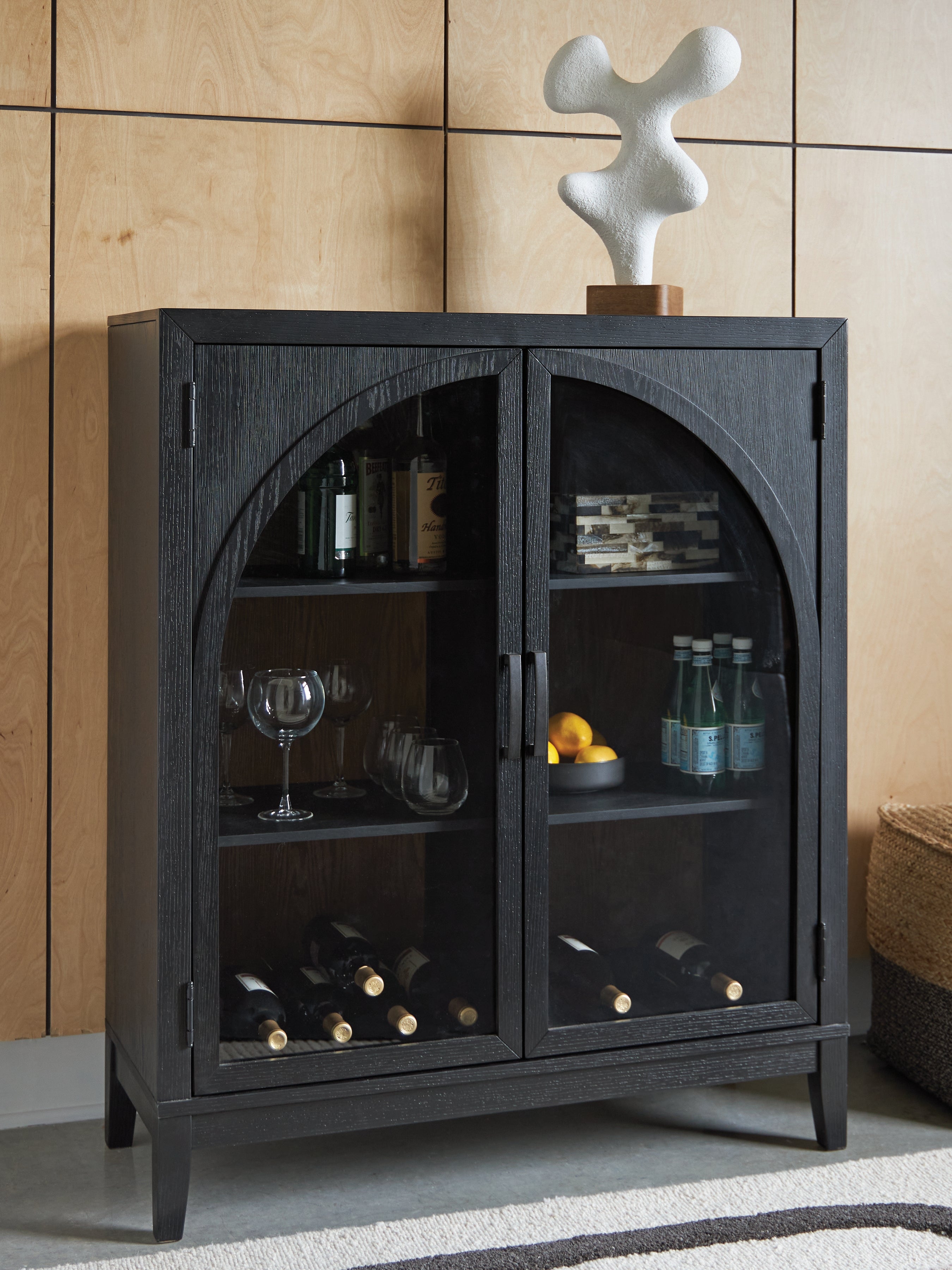 Best Deals Furniture - Ashley Furniture - Armenleigh Accent Cabinet - Bar Cabinet / Black/Brown - A4000702