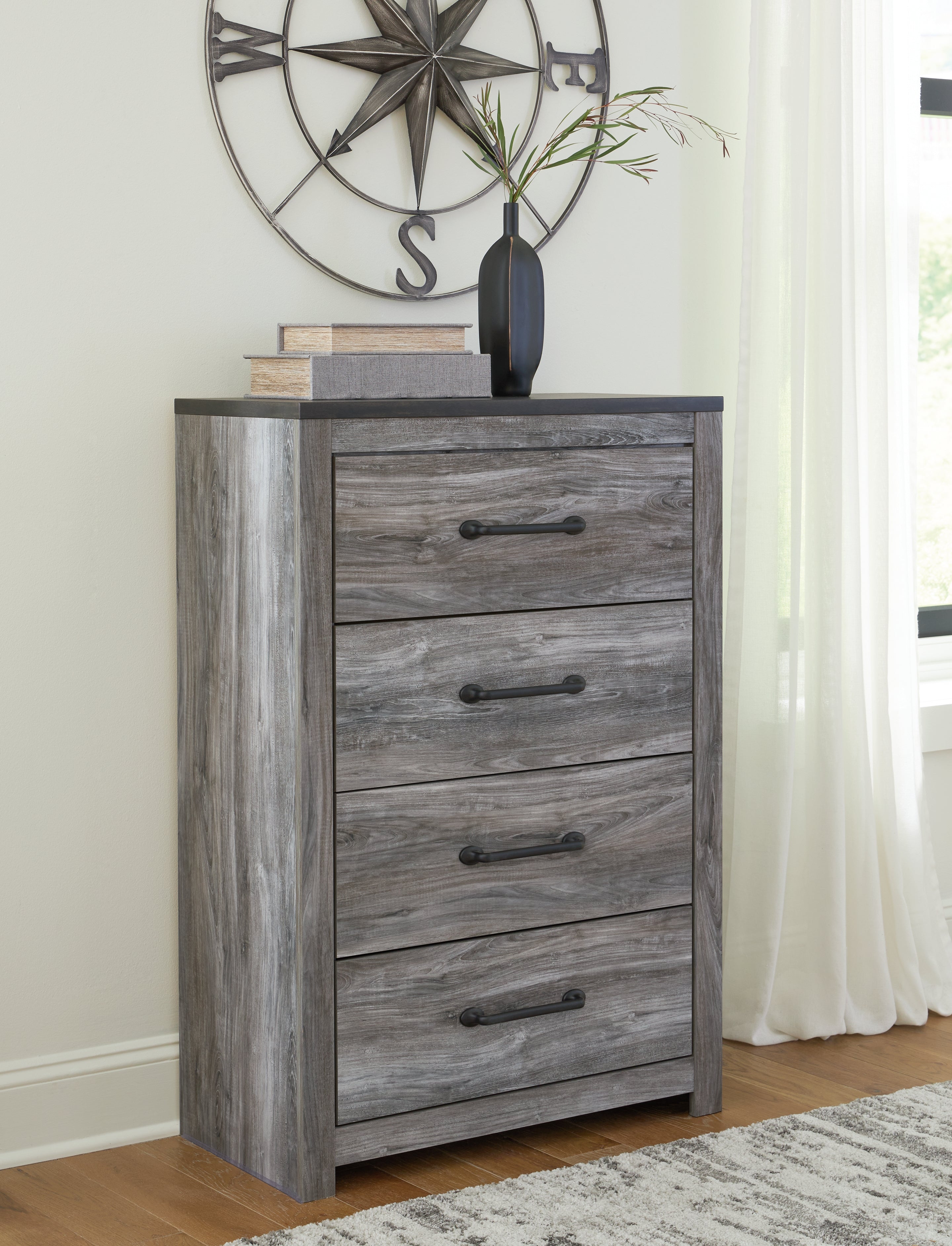 Bronyan Queen Panel Bed