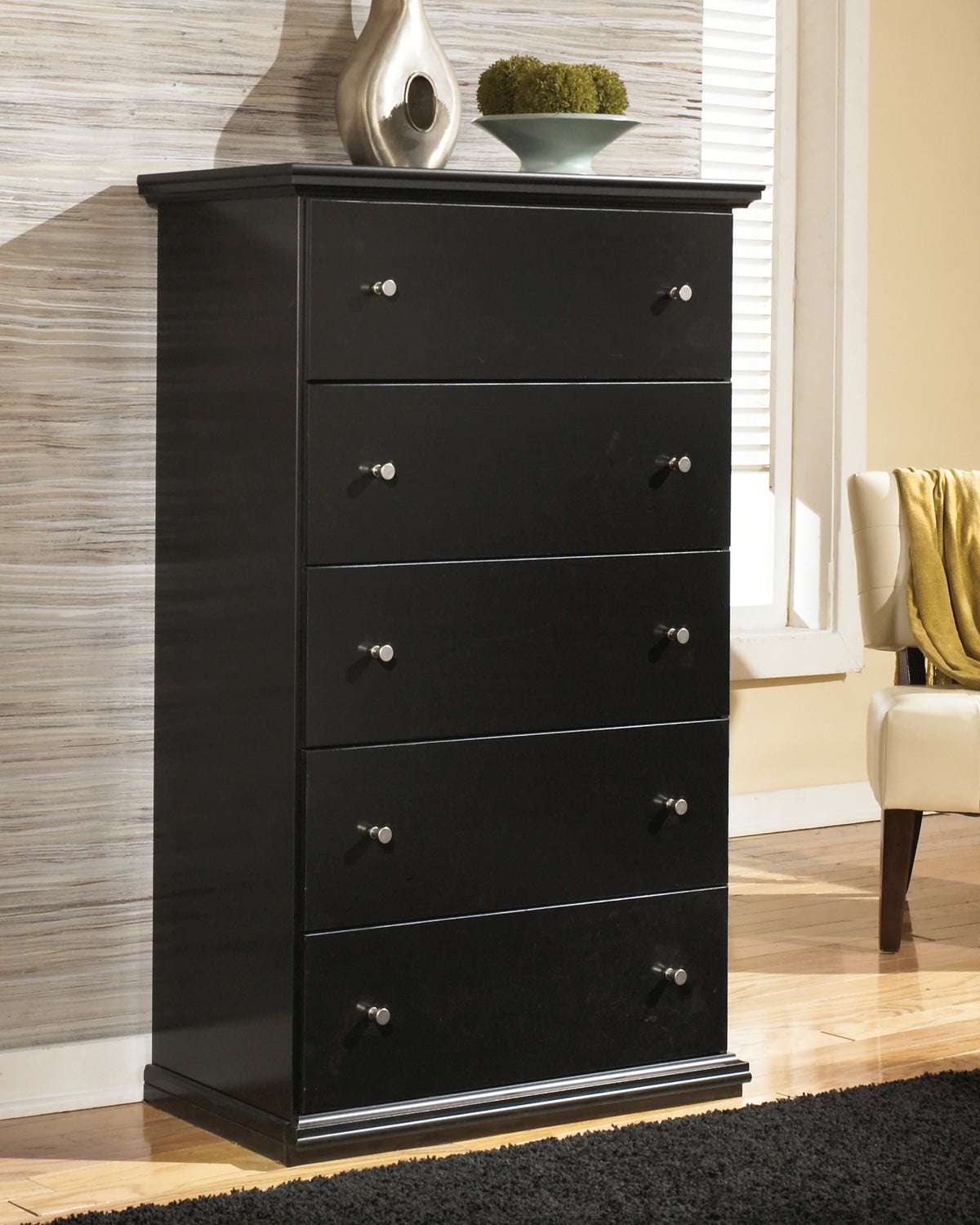 Best Deals Furniture - Ashley Furniture - Maribel Chest of Drawers - Five Drawer Chest / Black - B138-46