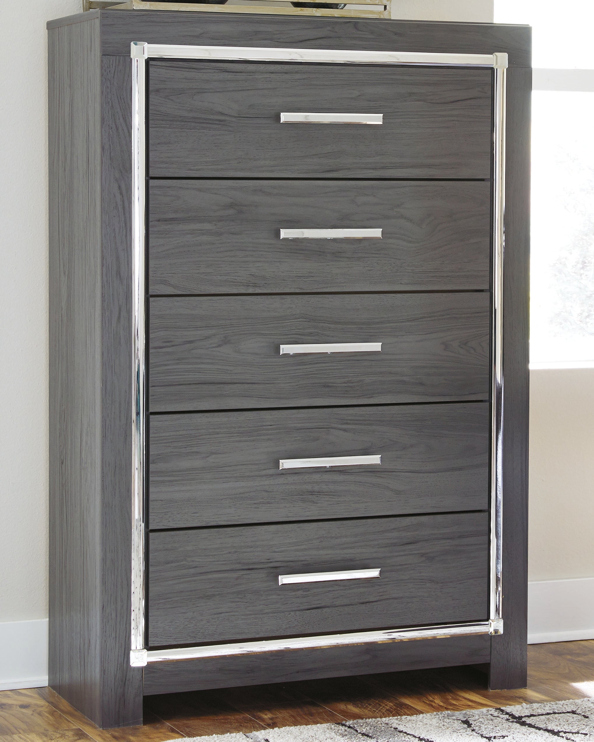 Lodanna Queen Panel Bed