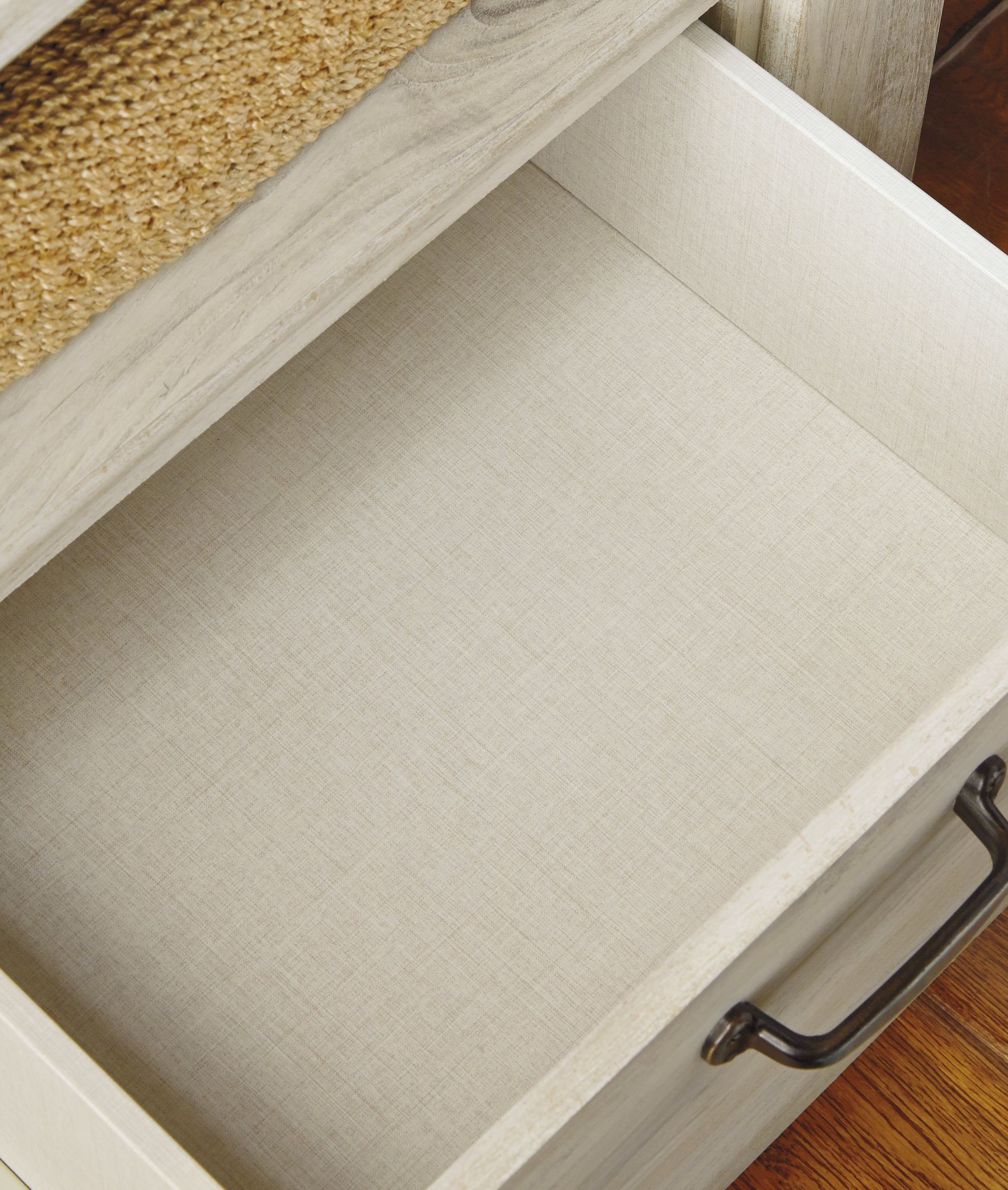 Bellaby Queen Panel Bed