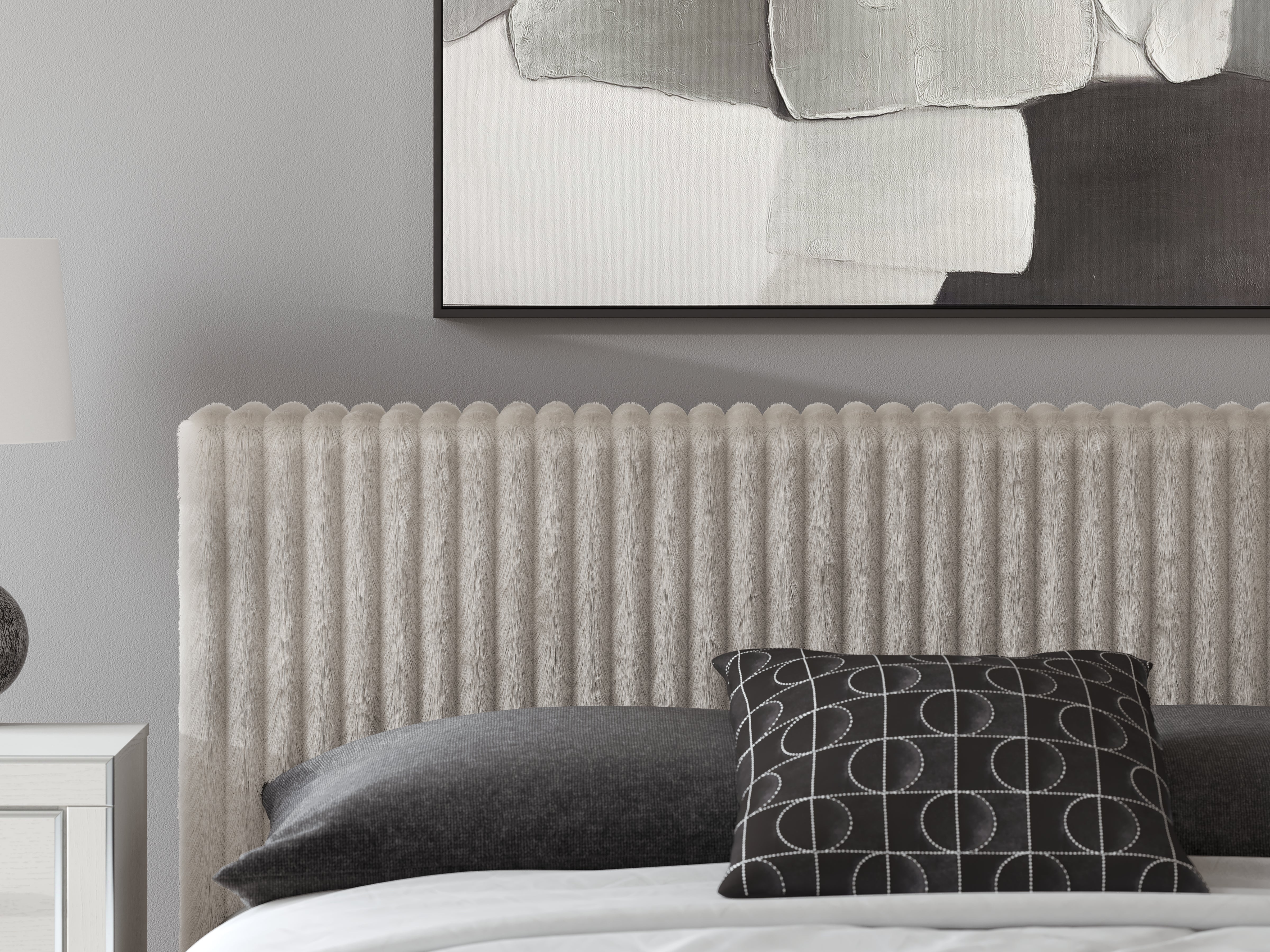 Zuraleus King Upholstered Bed