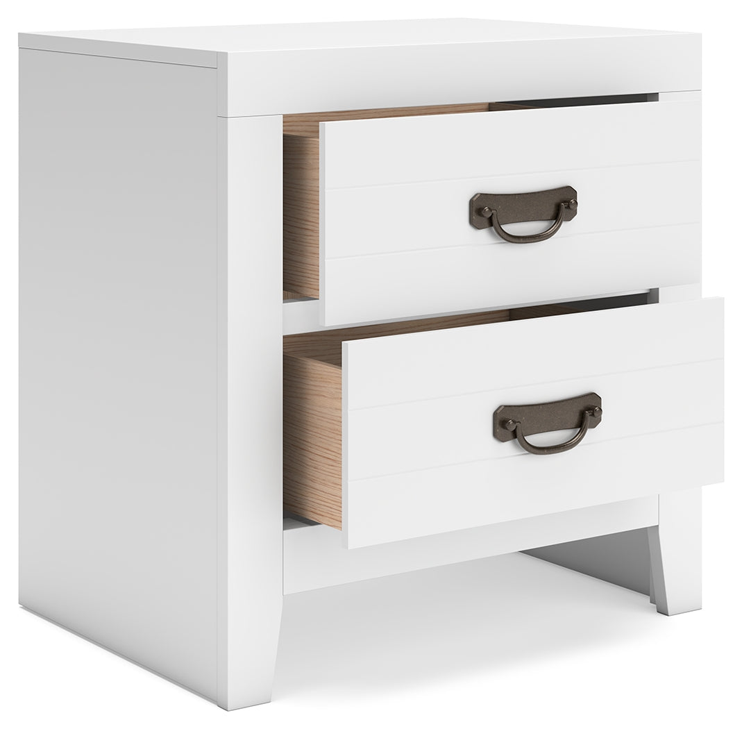 Binterglen Queen Panel Bed