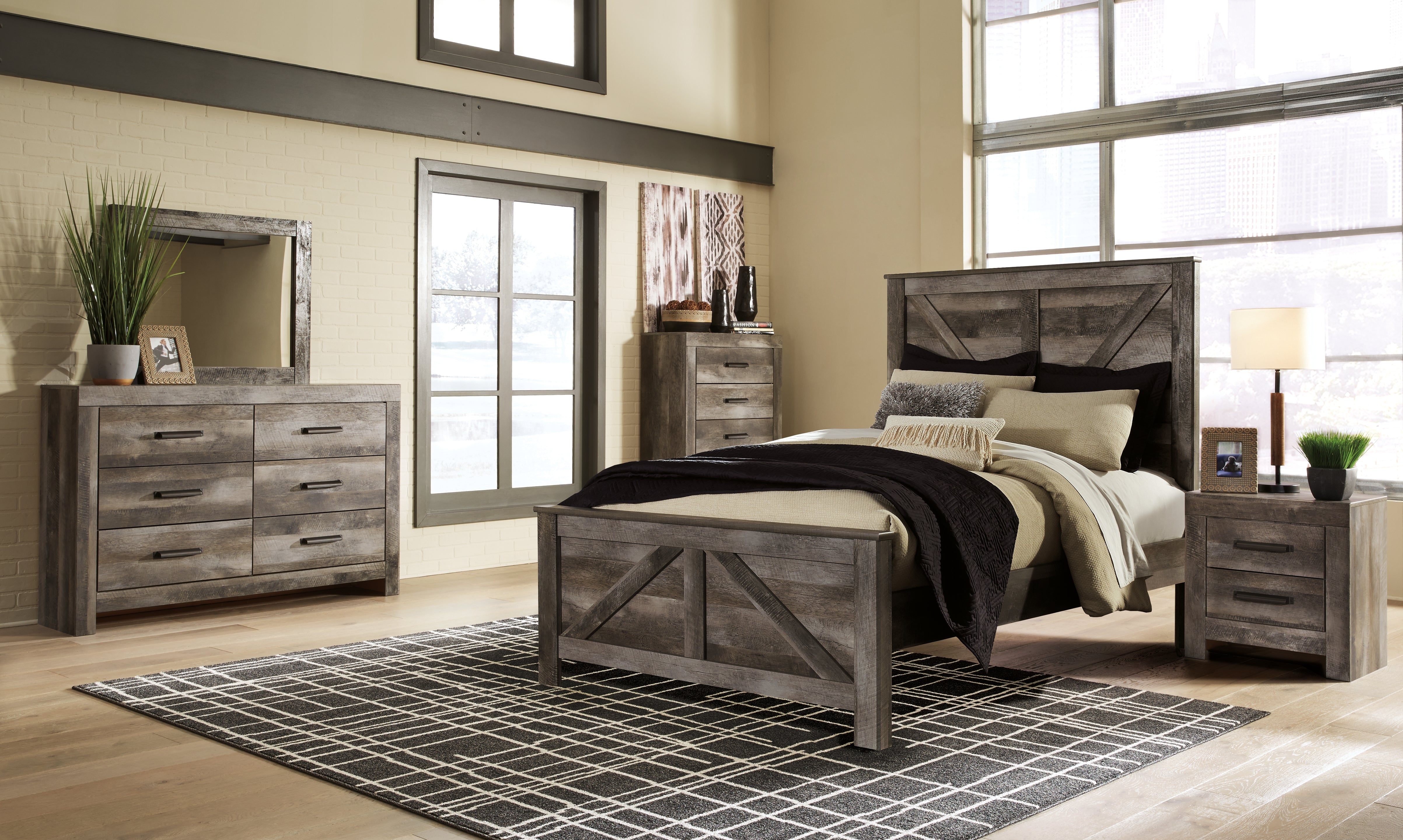 Wynnlow Queen Crossbuck Panel Bed