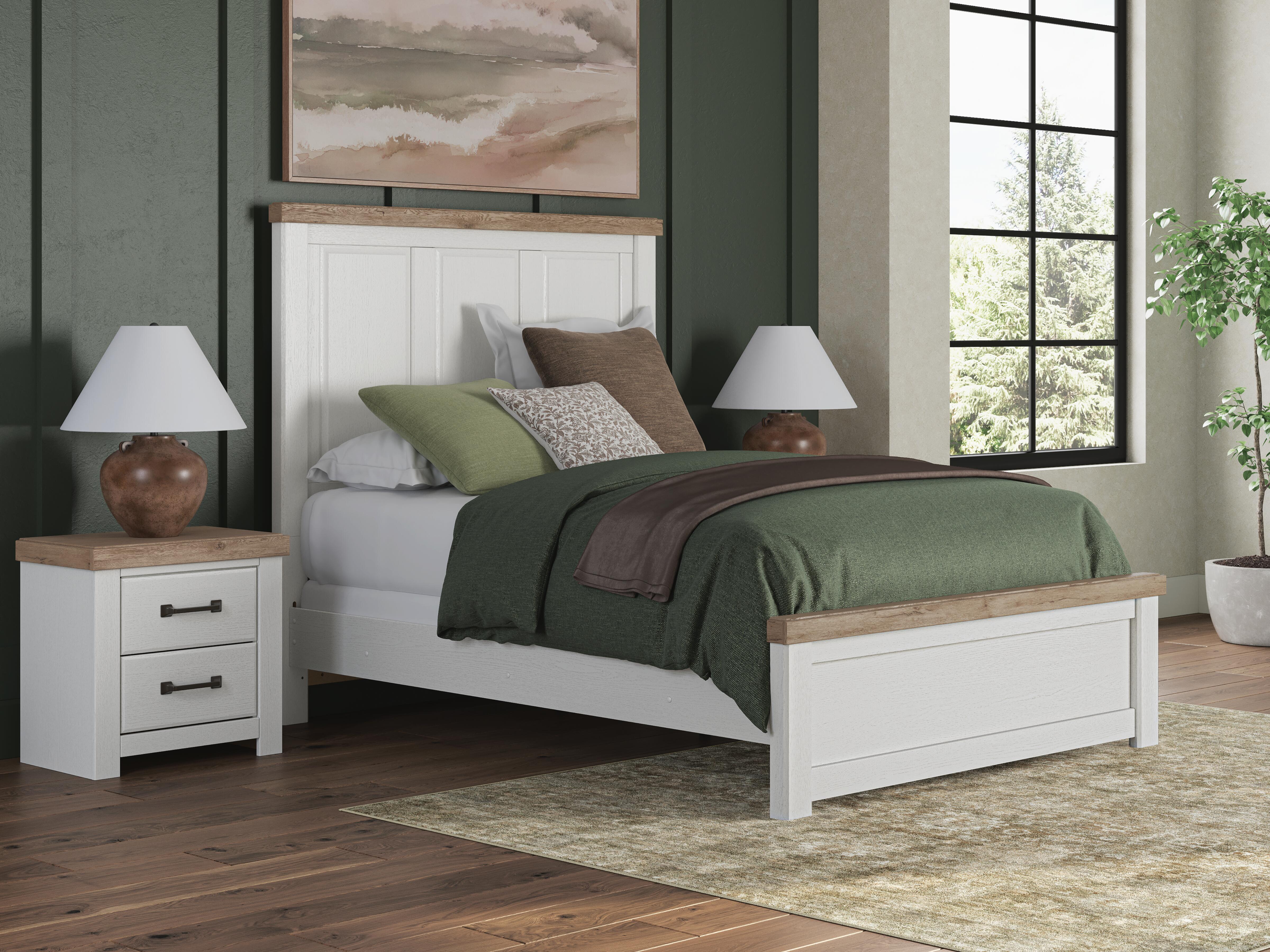 Best Deals Furniture - Ashley Furniture - Savonport Queen Panel Bed - Queen Panel Bed - B4615B4