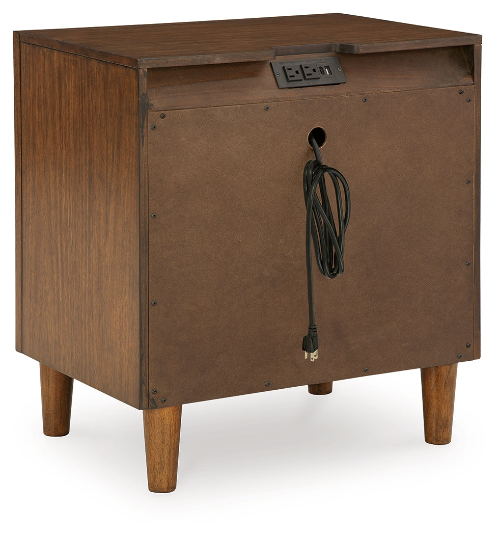 Lyncott King Upholstered Bed