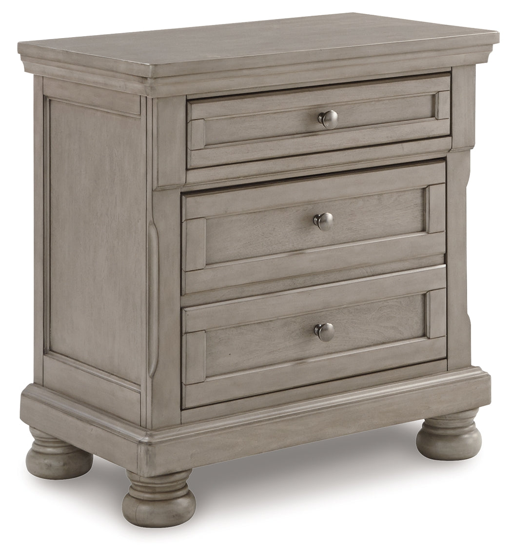 Lettner Queen Panel Bed