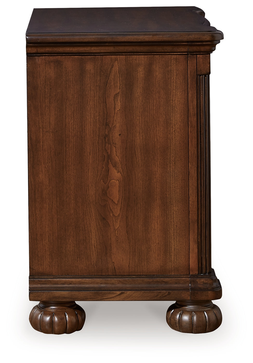 Lavinton Queen Poster Bed