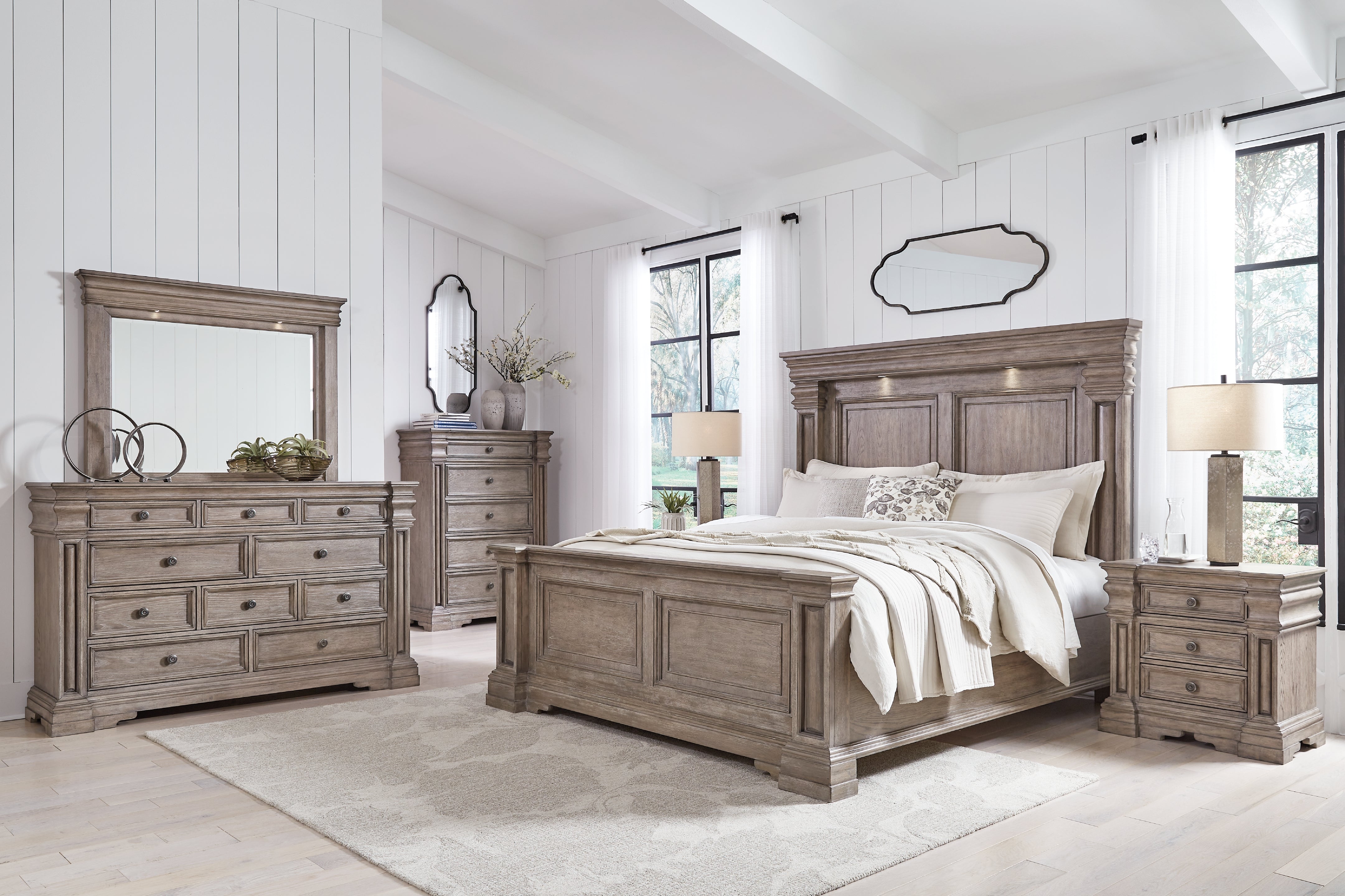 Blairhurst Queen Panel Bed