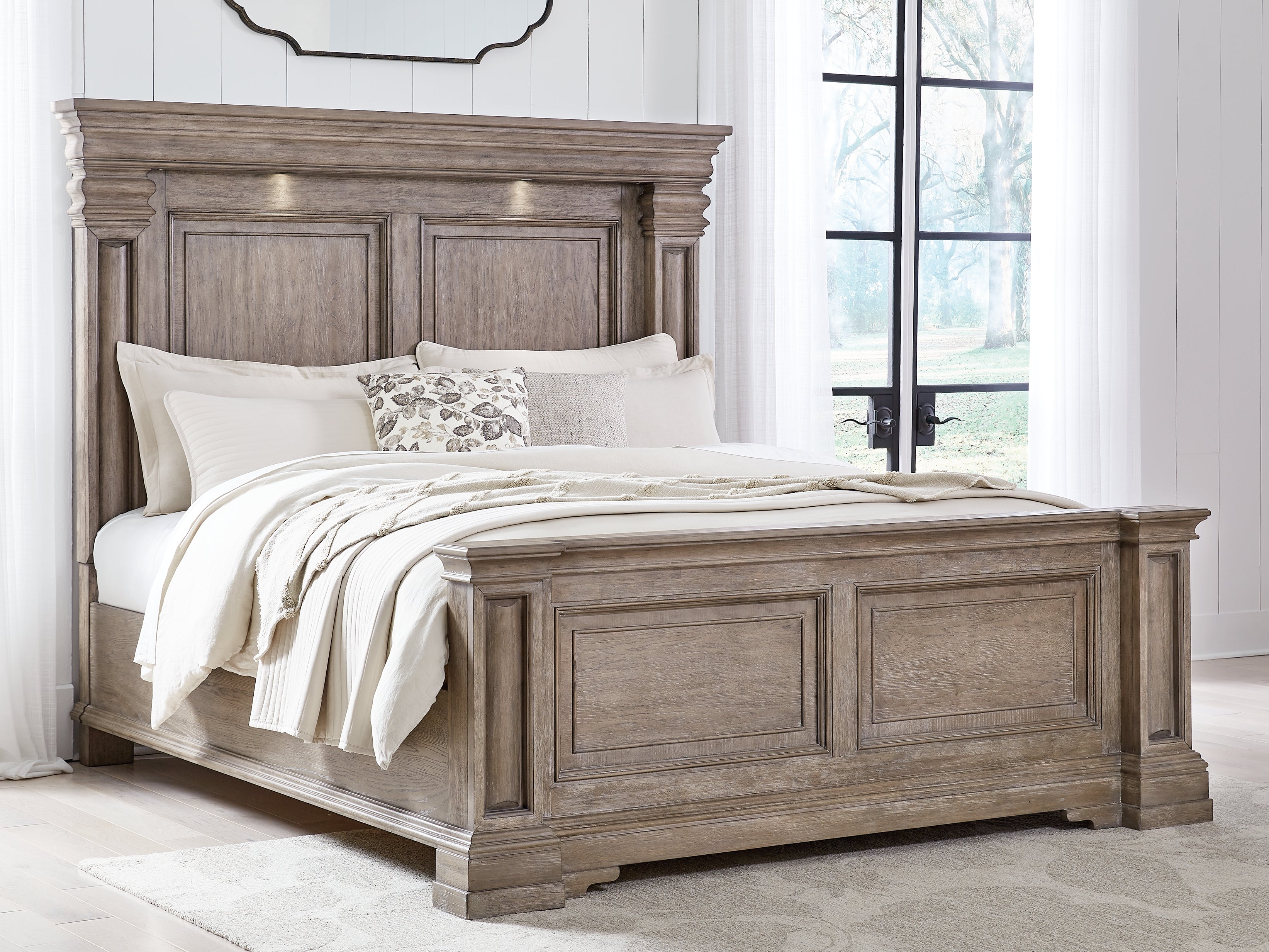 Best Deals Furniture - Ashley Furniture - Blairhurst King Panel Bed - King Panel Bed / Light Grayish Brown - B916B4