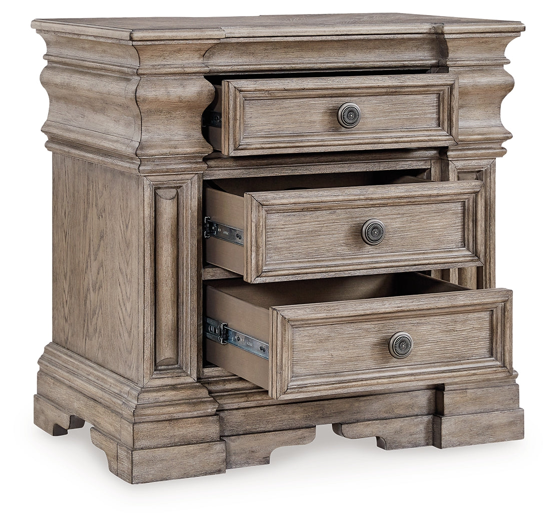 Blairhurst Queen Panel Bed